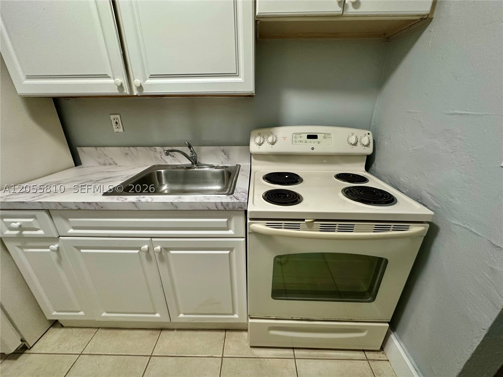 MAGNOLIA SUB - Residential Lease