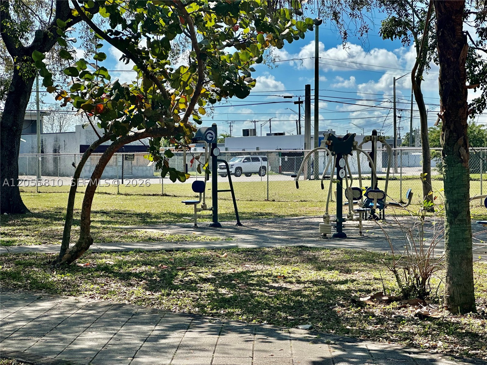 MAGNOLIA SUB - Residential Lease