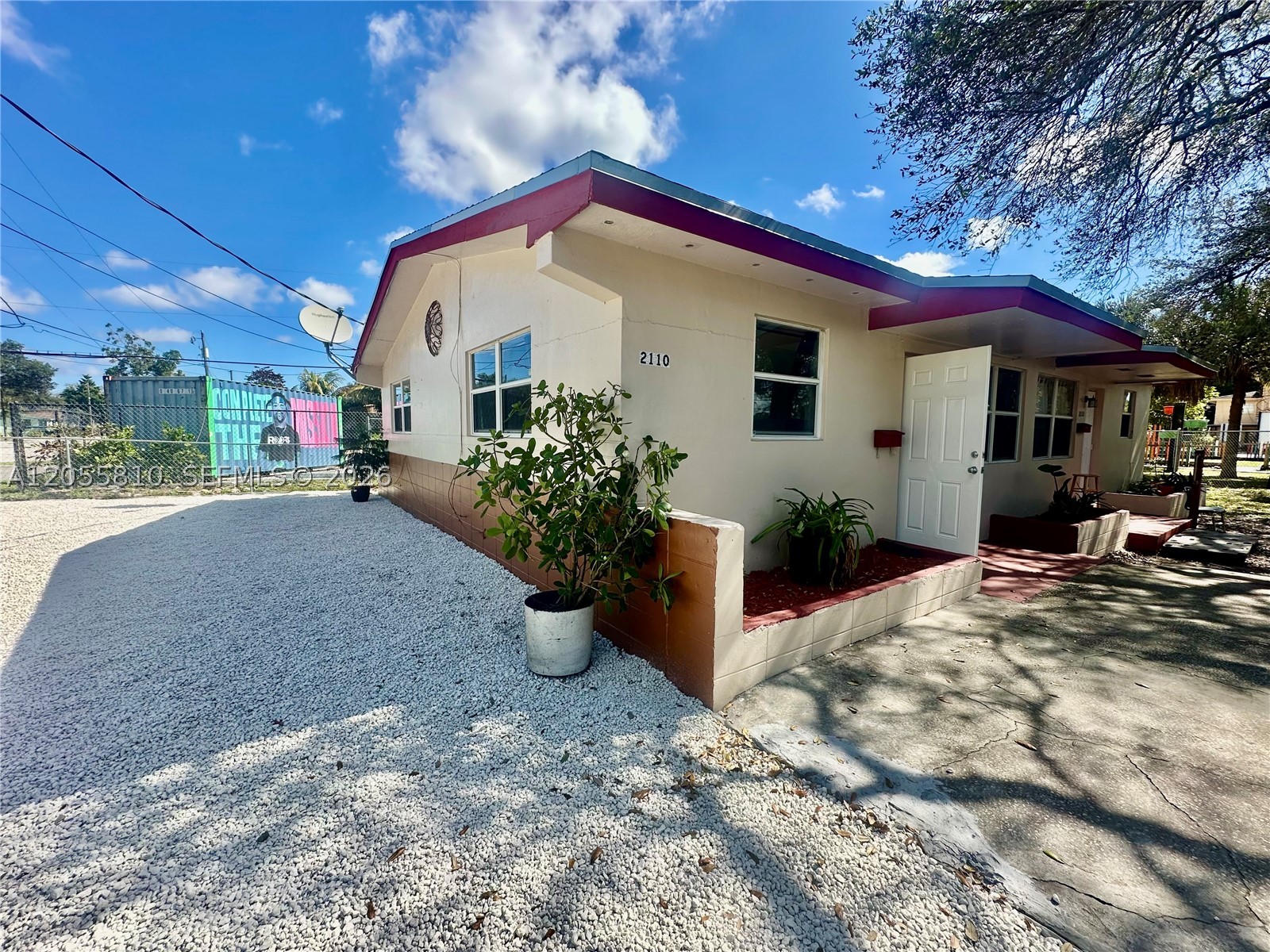 MAGNOLIA SUB - Residential Lease