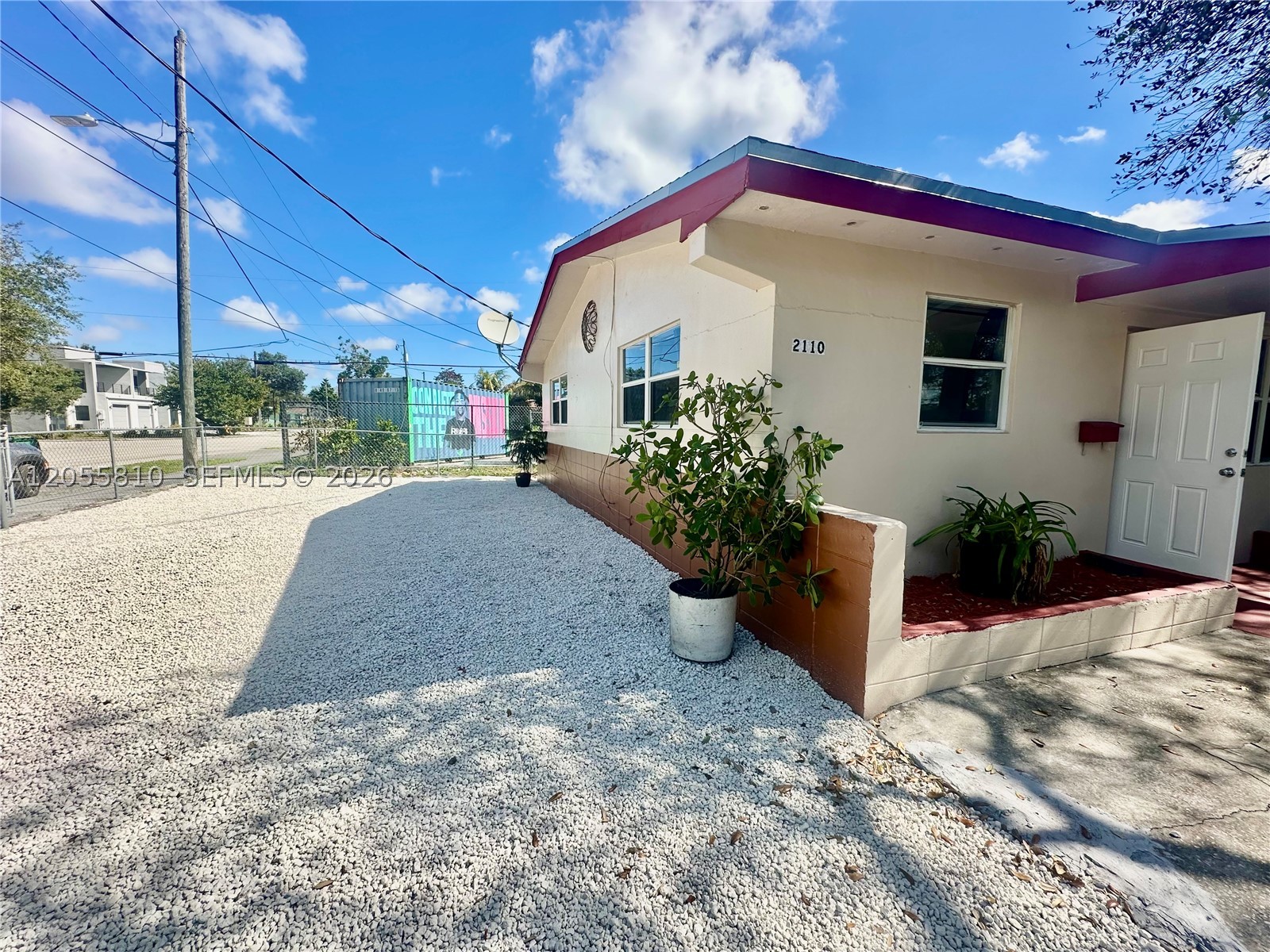 MAGNOLIA SUB - Residential Lease