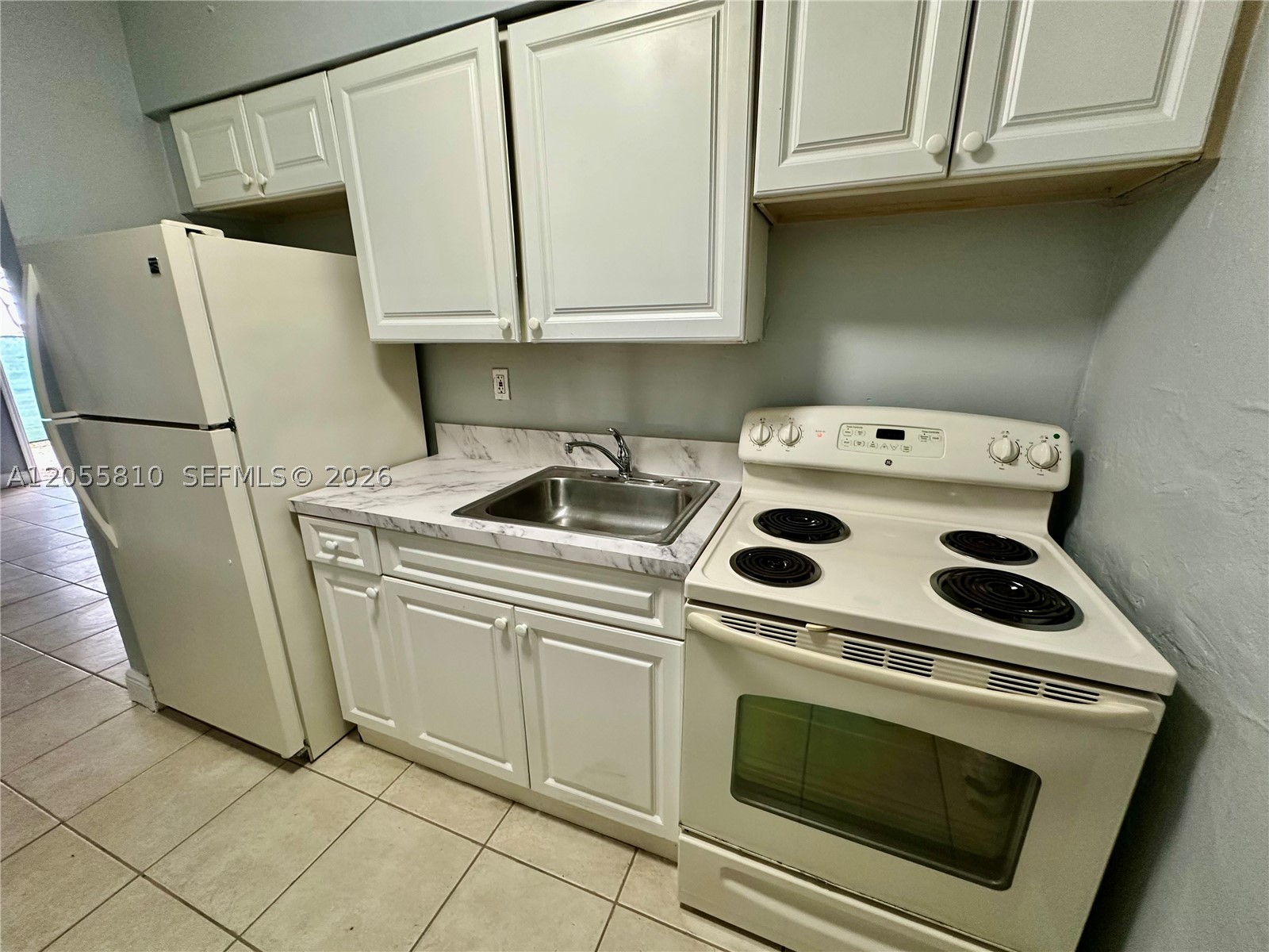 MAGNOLIA SUB - Residential Lease