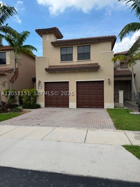 Stunning 4-bedroom, 2.5-bath  home in the gated Trellis at Isles of Bayshore! This beautifully
maintained, move-in-ready home features an open-concept floor plan with abundant natural light, high ceilings,
and designer finishes throughout. The spacious kitchen offers stainless steel appliances,  quartz
countertops, solid wood cabinetry, ample counter space, and a isla . Upstairs, the oversized primary suite

and new water heater . Relax in the private fenced backyard with a paved patio, perfect for entertaining.
Additional features include a second-floor laundry room, two-car garage, and extended driveway. Resort-style
amenities include a clubhouse, pool, fitness center, playground, walking trails, and lakes. Conveniently located
near Black Point Marina, parks, shopping, dining, top-rated schools, major highways,