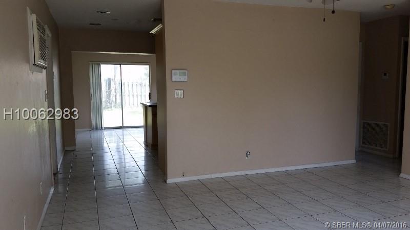 Broadview Country Club Es - Residential