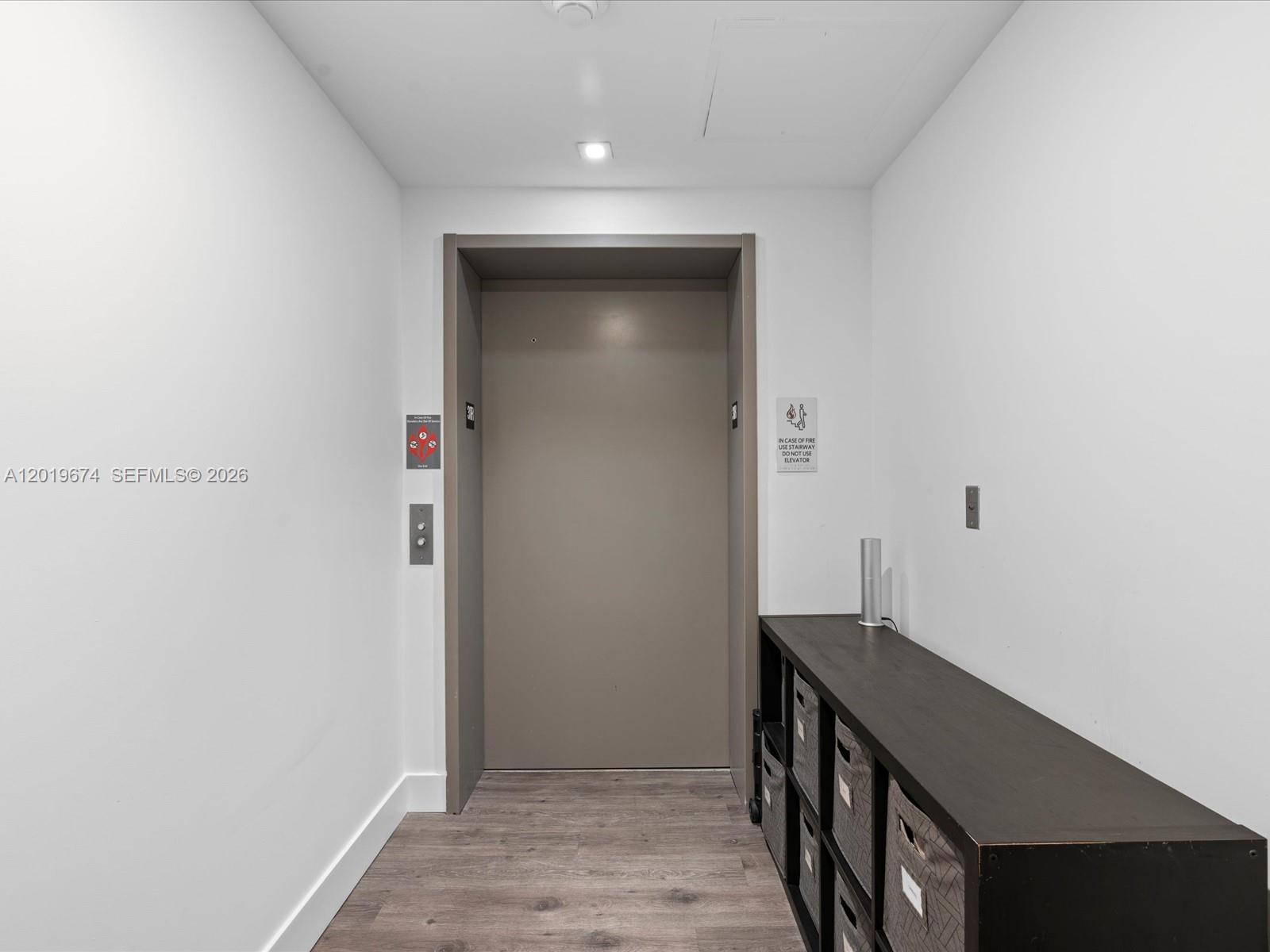 THE HARBOUR NORTH CONDO - Residential