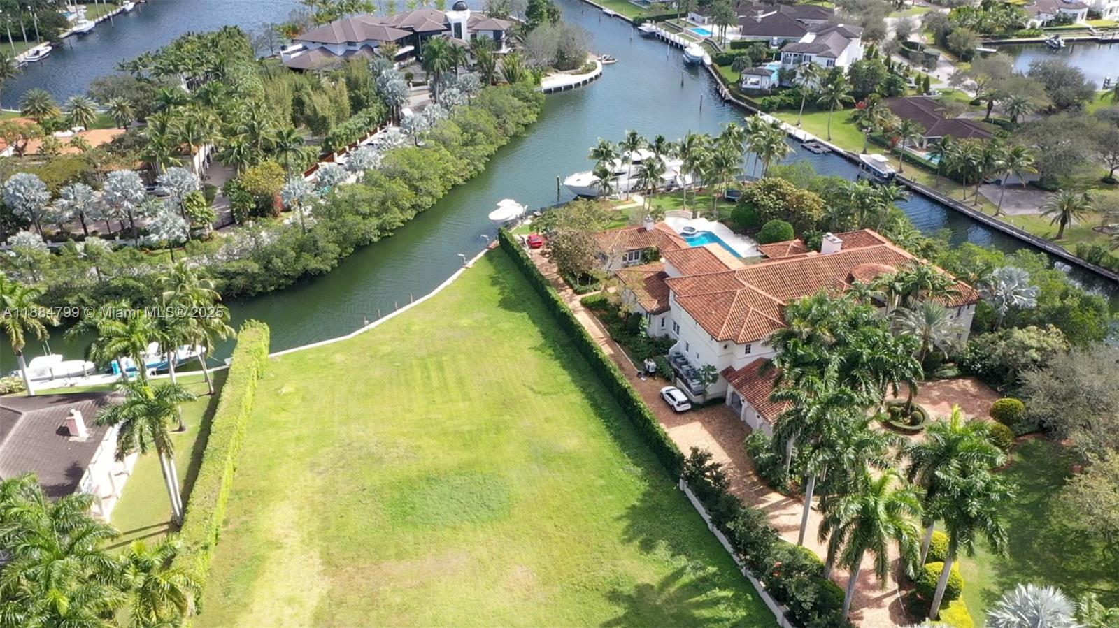 GABLES ESTS NO 4 - Land