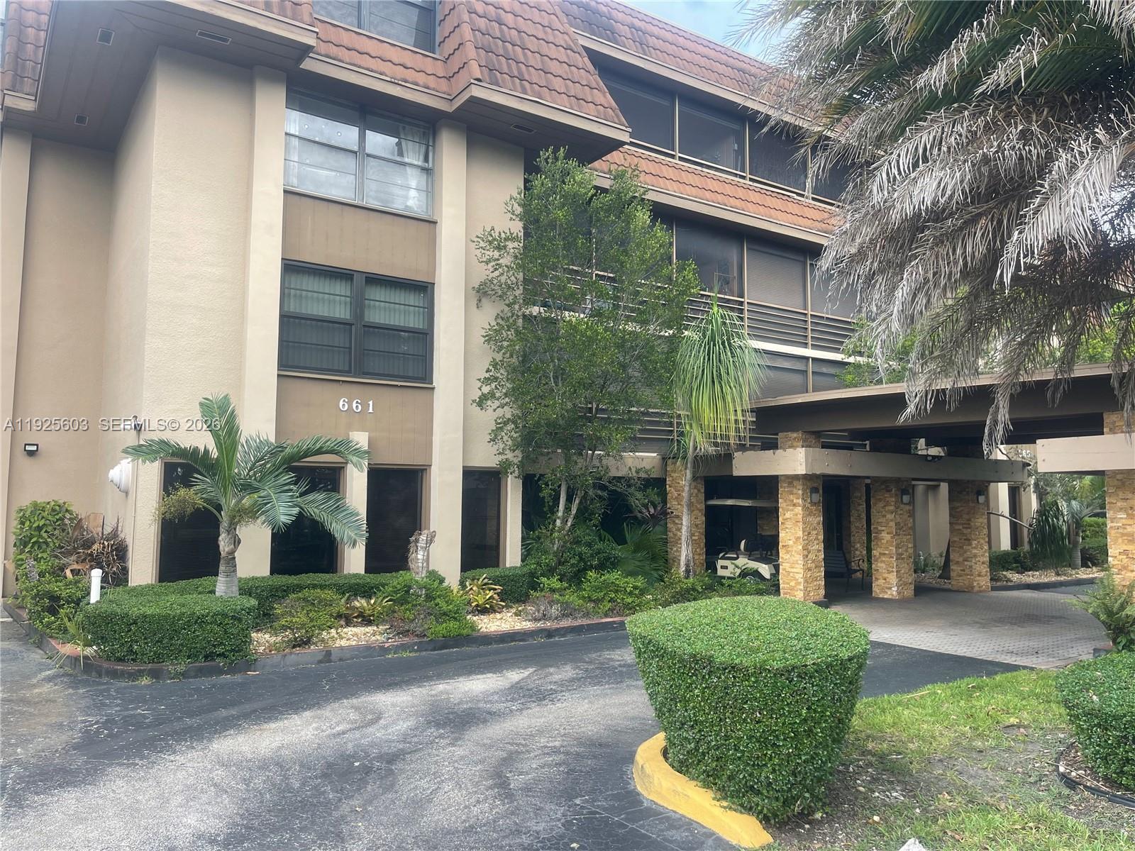 COCO WOOD CONDO - Residential