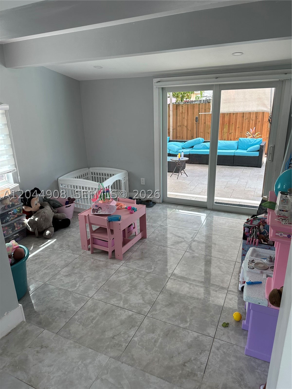 COUNTRY LAKE MANORS SEC 2 - Residential