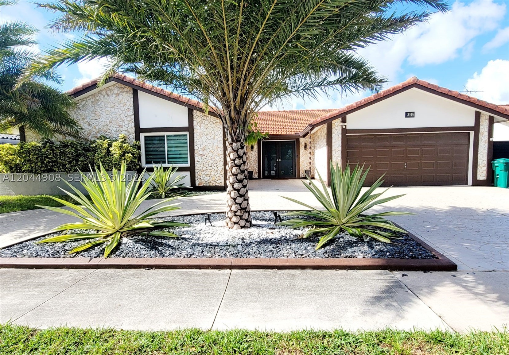 Welcome to this beautifully renovated 4-bedroom, 2-bathroom home with a split floorplan that perfectly blends modern style with everyday comfort. Featuring a spacious open layout, this move-in-ready property offers a fully updated kitchen, renovated bathrooms, and an additional area that can be used as a home office, game room, media room, or additional living space.
Step outside to your private backyard oasis, complete with a sparkling pool—perfect for relaxing or entertaining family and friends. A two-car garage provides ample parking and storage, while the thoughtful renovations throughout the home offer peace of mind and timeless appeal.
Whether you’re hosting gatherings, working from home, or simply enjoying the Florida lifestyle, this home has it all. Don’t miss the opportunity to own this exceptional property that combines modern upgrades, functional living spaces, and outstanding outdoor amenities.
Quiet neighborhood with excellent schools. Easy access to I-75, Turnpike, and Palmetto expressway. Don't miss the opportunity! 5 minutes to Miramar, 10 Minutes to Pembroke Gardens Shoppes.