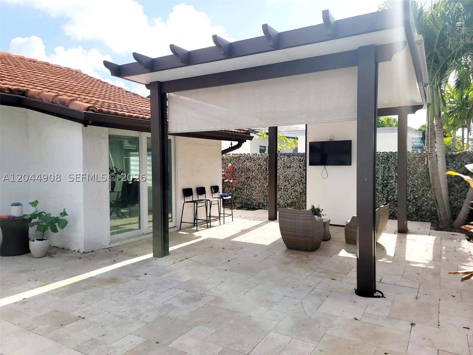COUNTRY LAKE MANORS SEC 2 - Residential