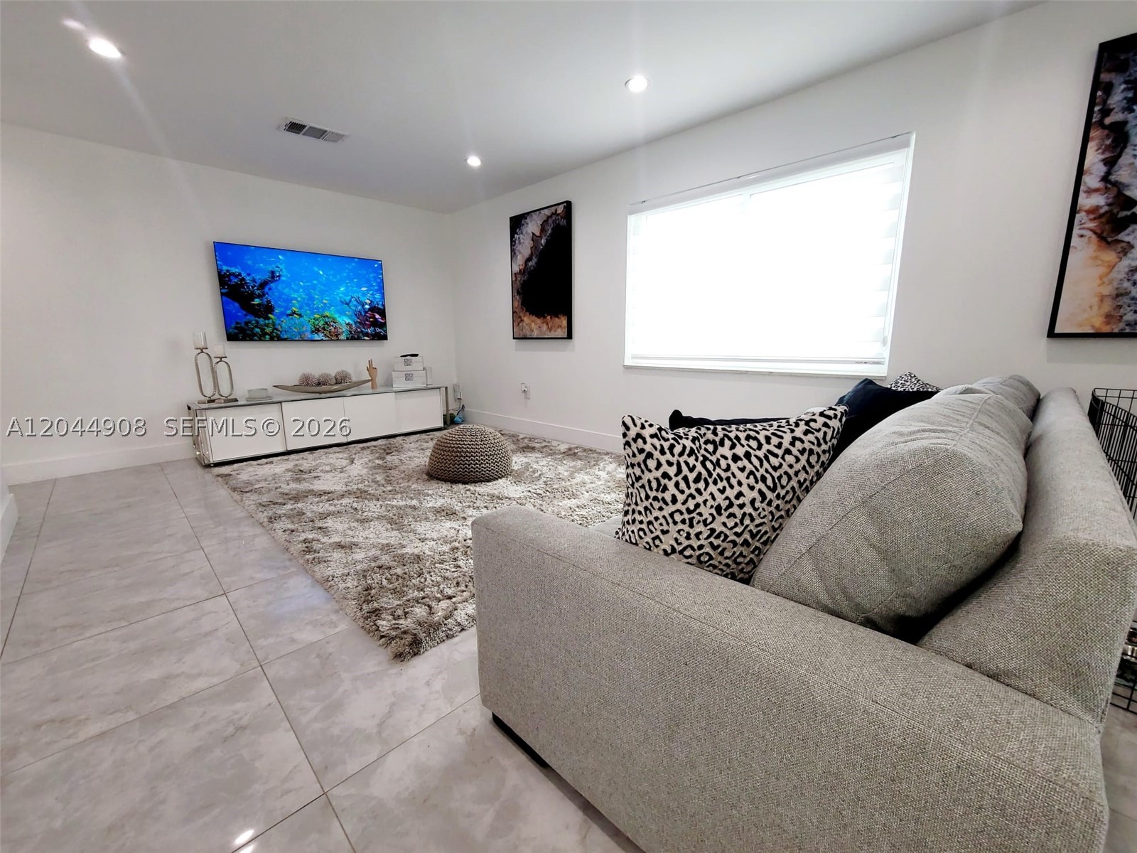 COUNTRY LAKE MANORS SEC 2 - Residential