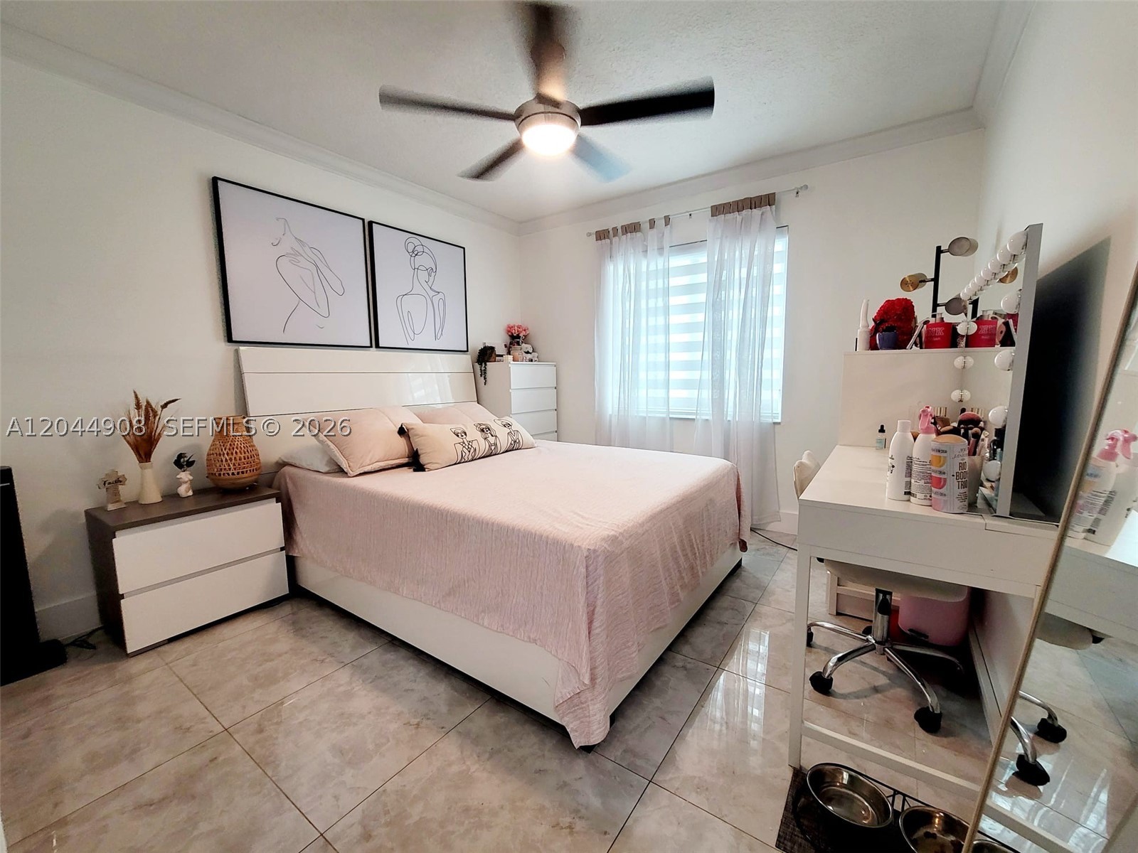 COUNTRY LAKE MANORS SEC 2 - Residential