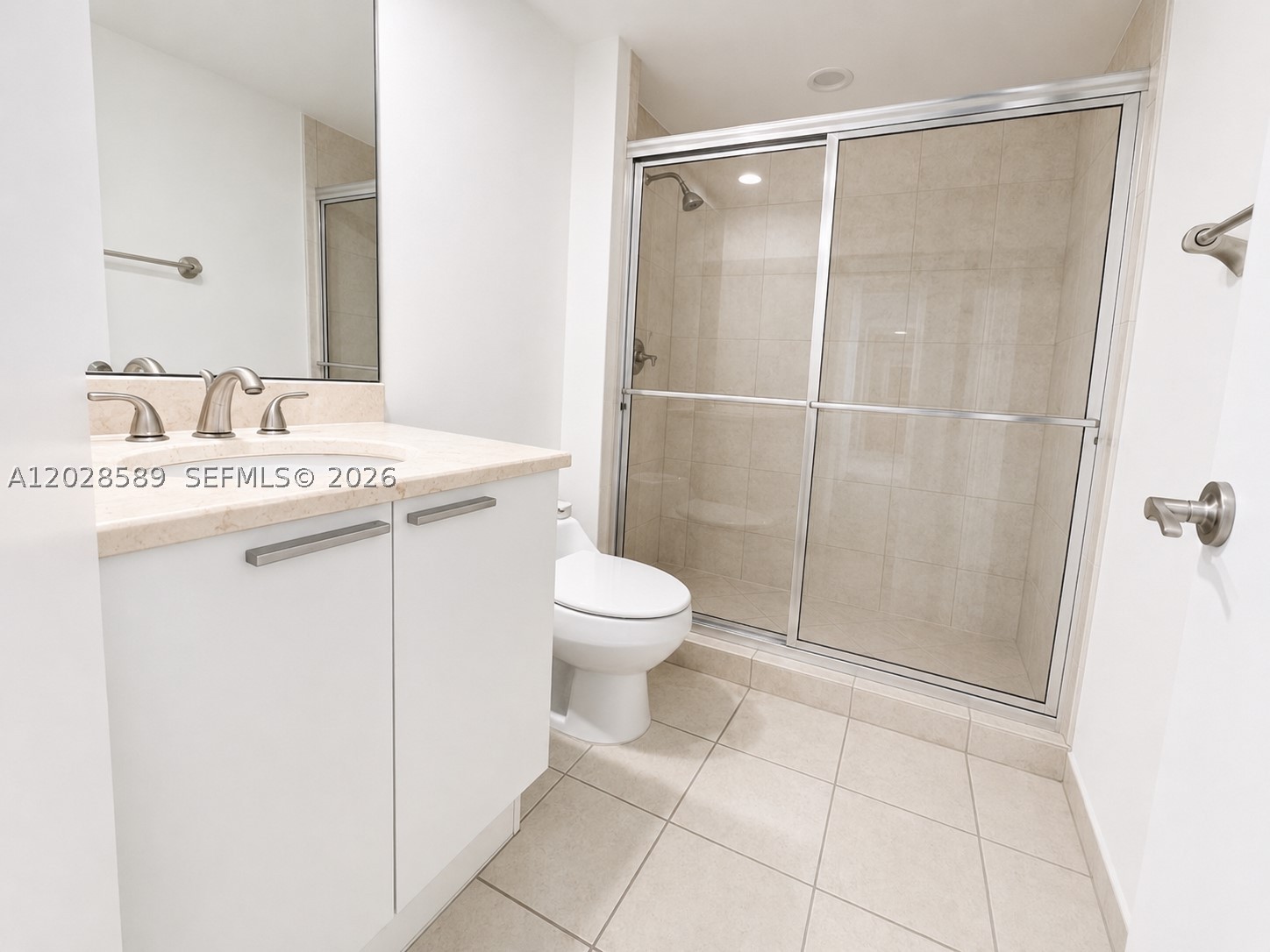 THE OAKS I CONDO - Residential