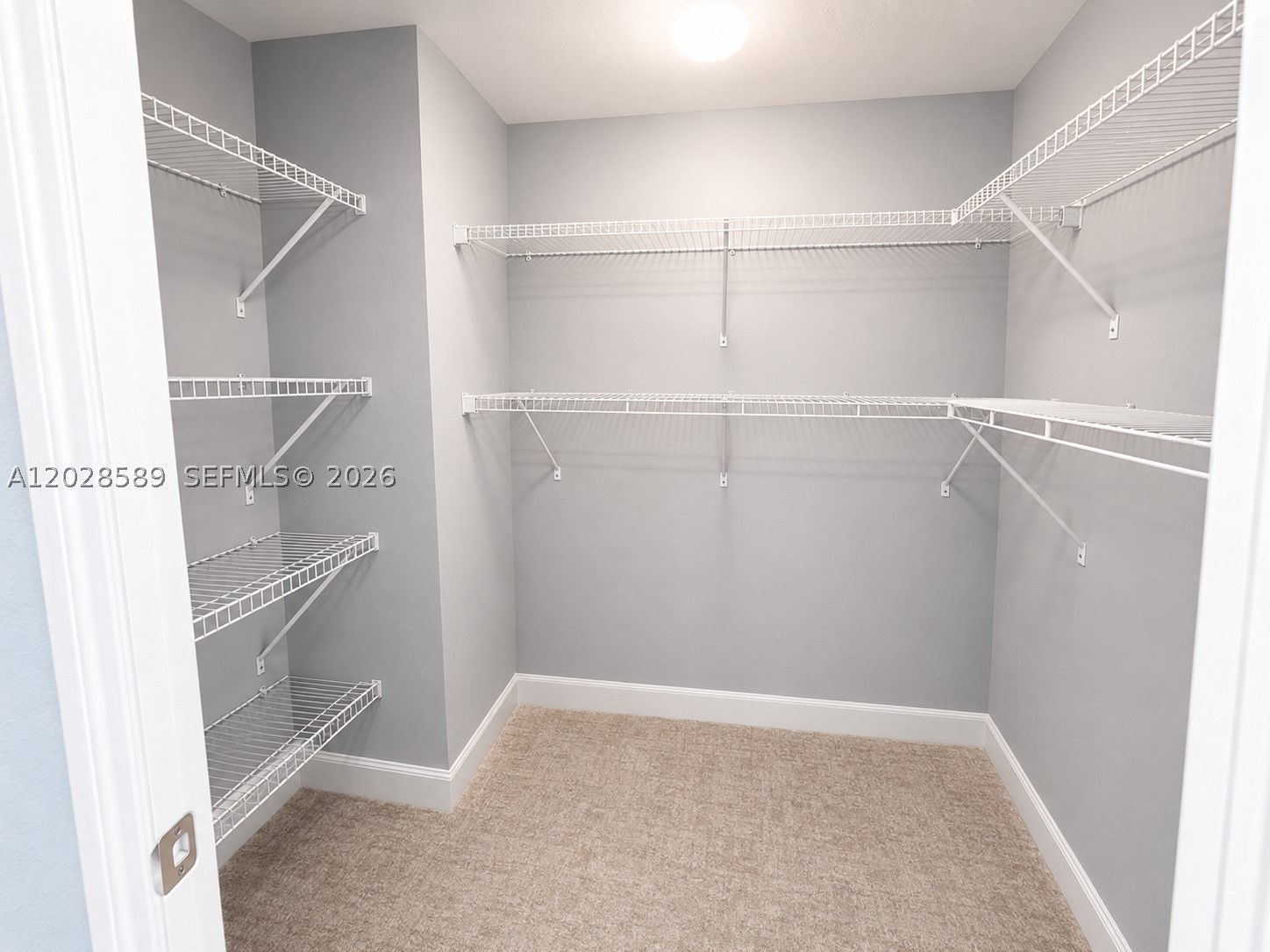 THE OAKS I CONDO - Residential