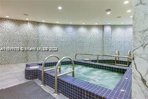 VIZCAYNE SOUTH CONDO - Residential Lease