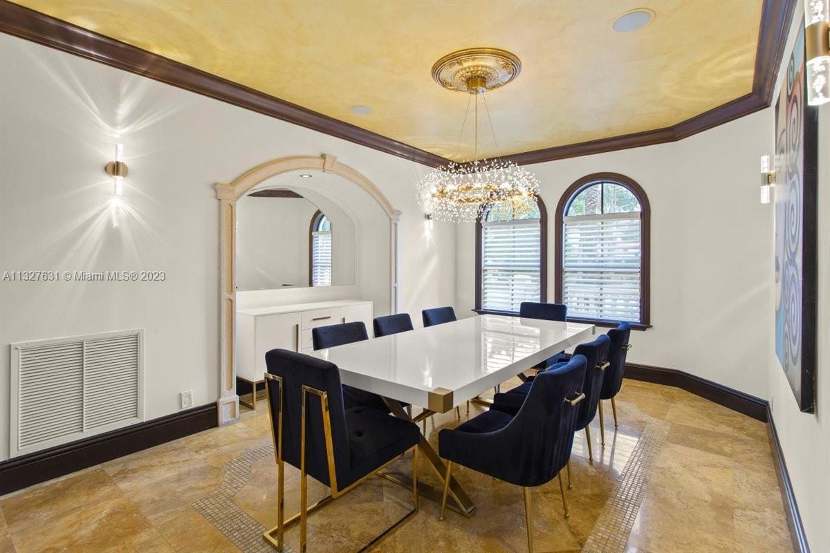 VISTA DEL LAGO - Residential