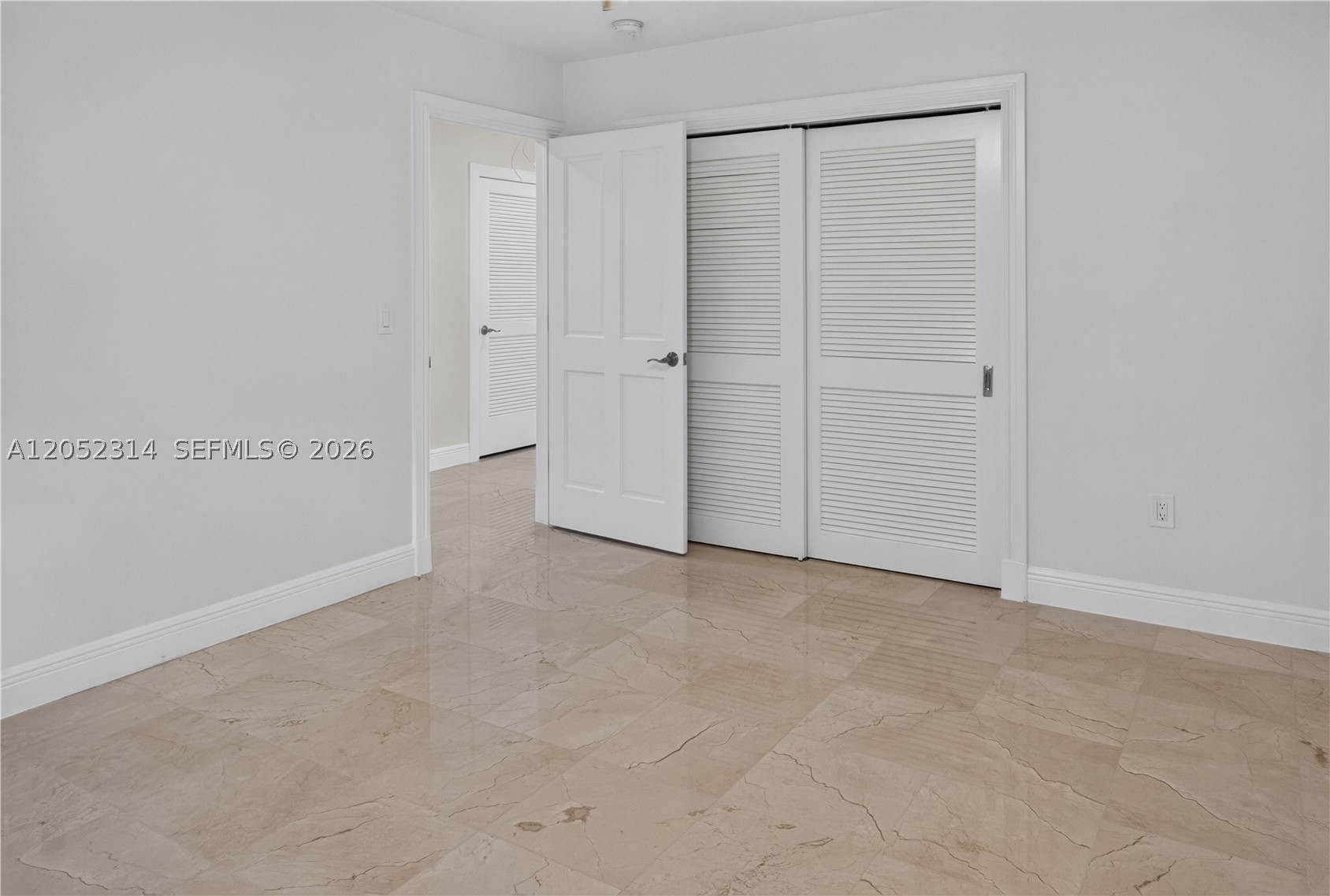 MILLER DRIVE ESTATES - Residential Lease