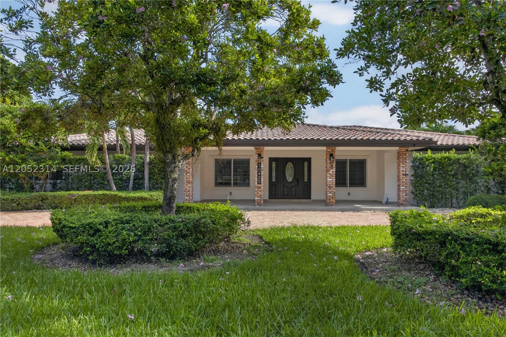 MILLER DRIVE ESTATES - Residential Lease