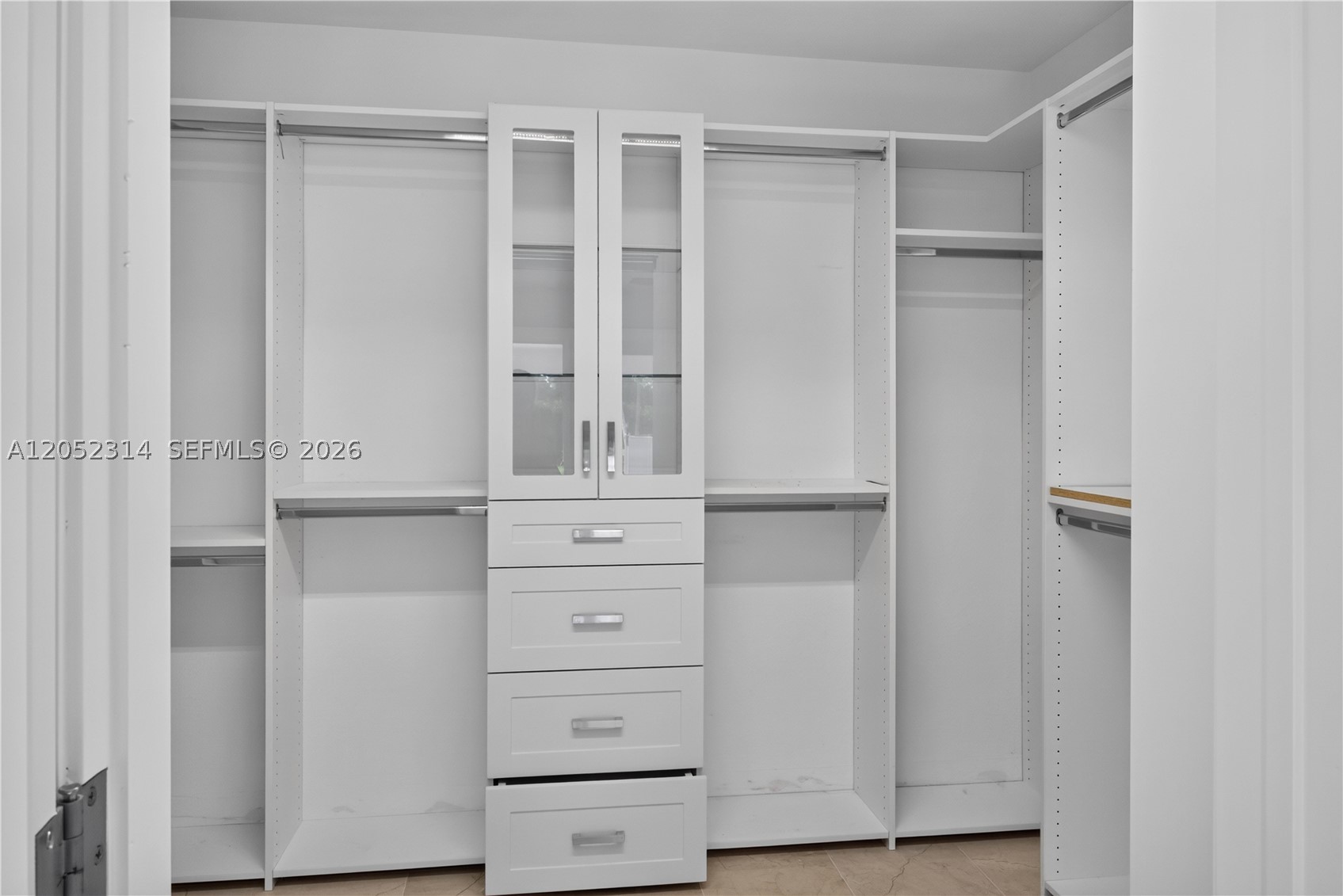 MILLER DRIVE ESTATES - Residential Lease