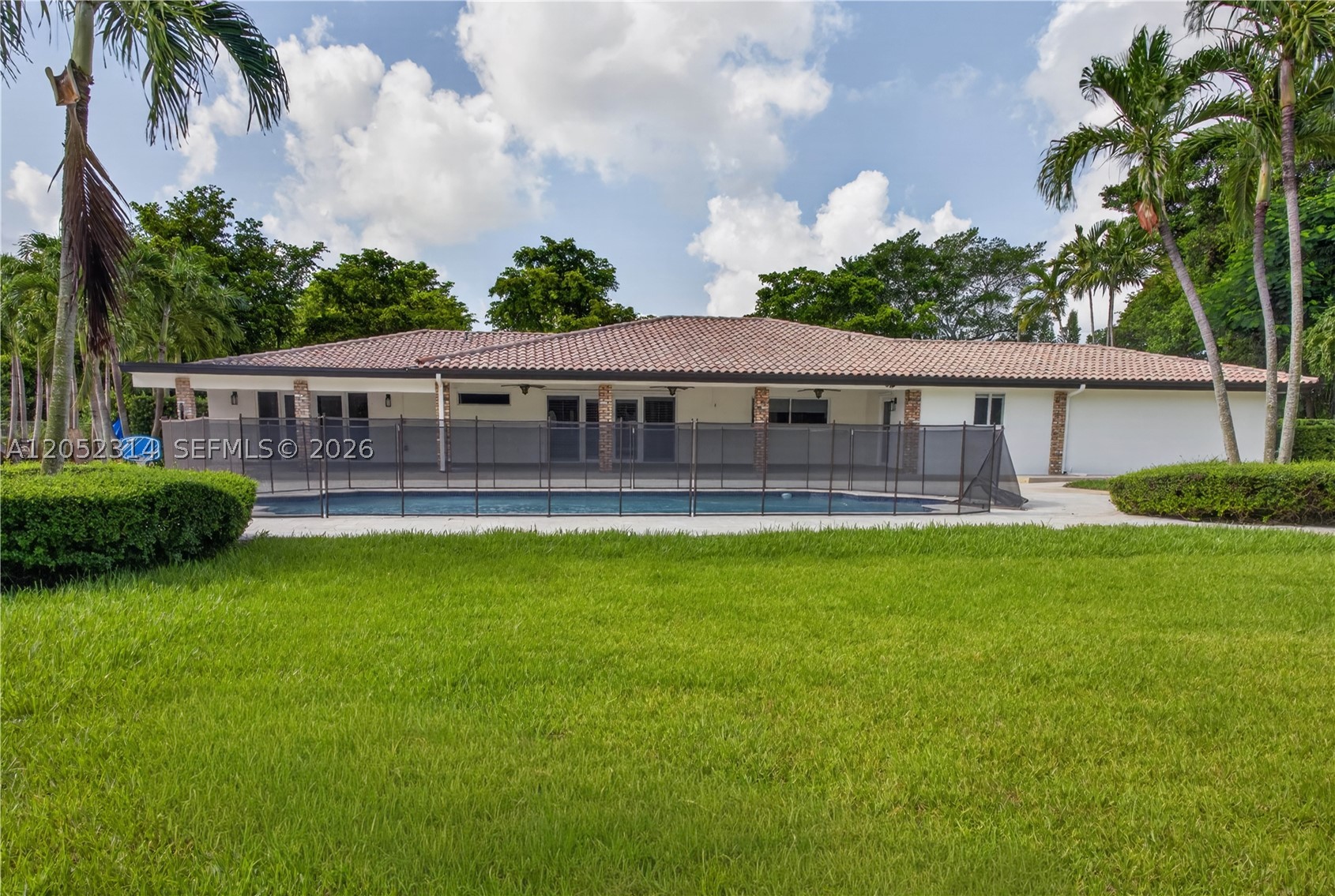 MILLER DRIVE ESTATES - Residential Lease