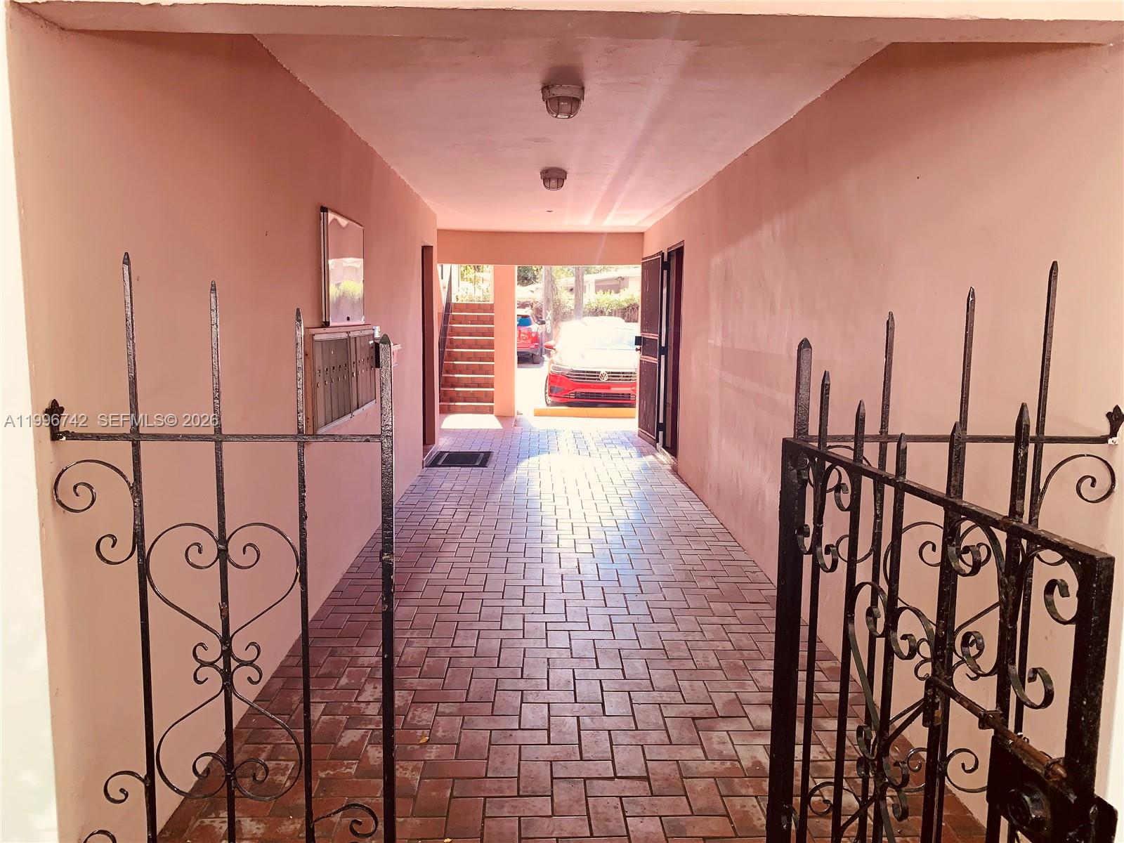 SALZEDO MANOR CONDO - Residential