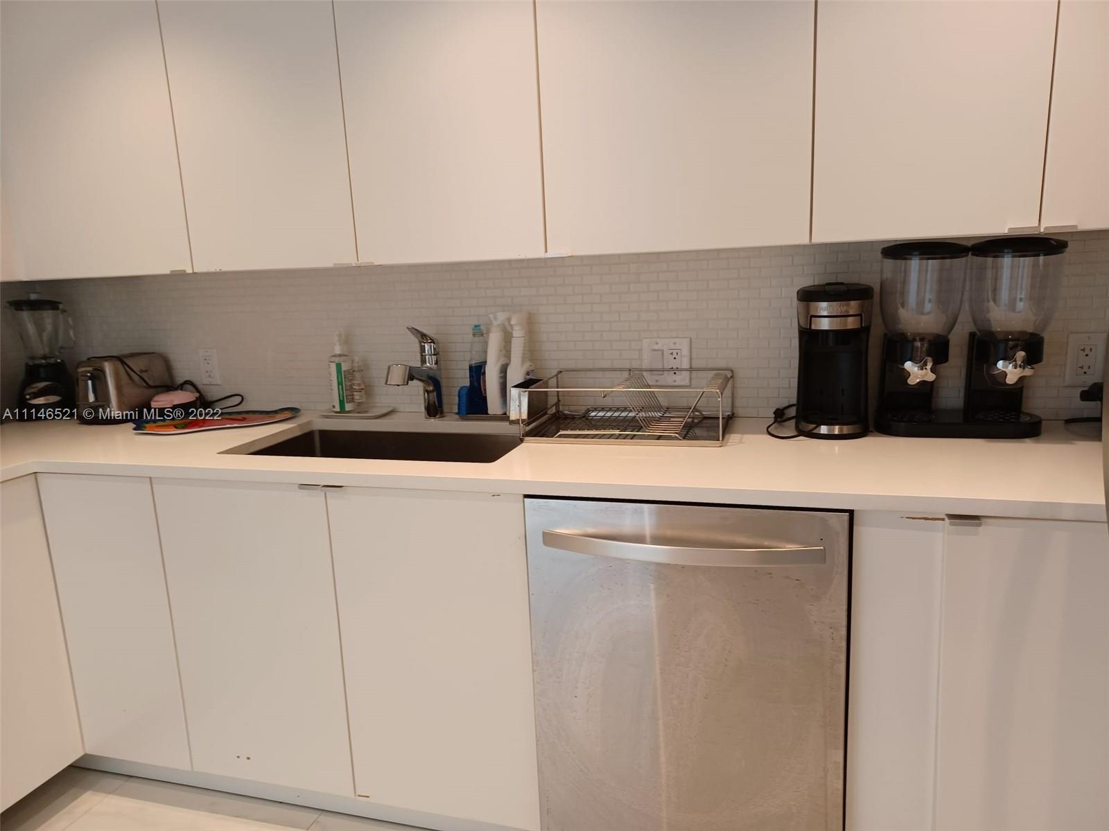 ARLEN HOUSE EAST CONDO - Residential Lease