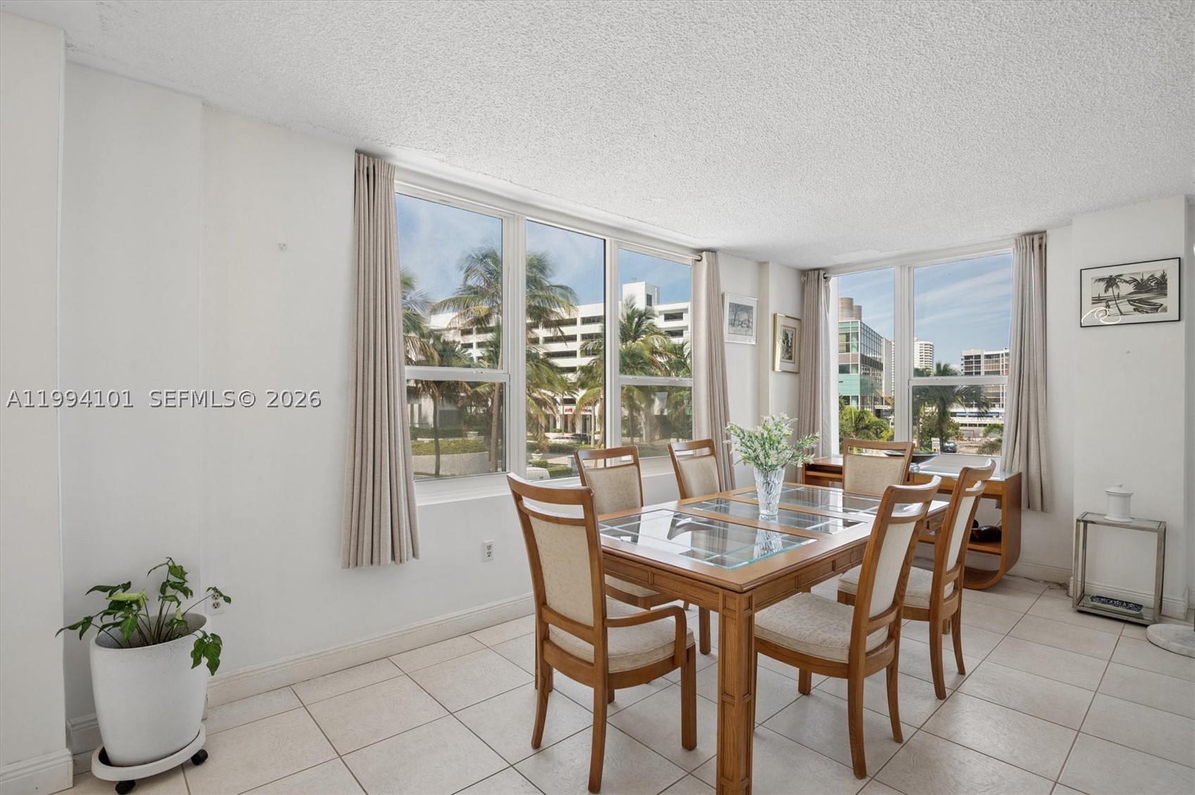 ALEXANDER TOWERS CONDO - Residential