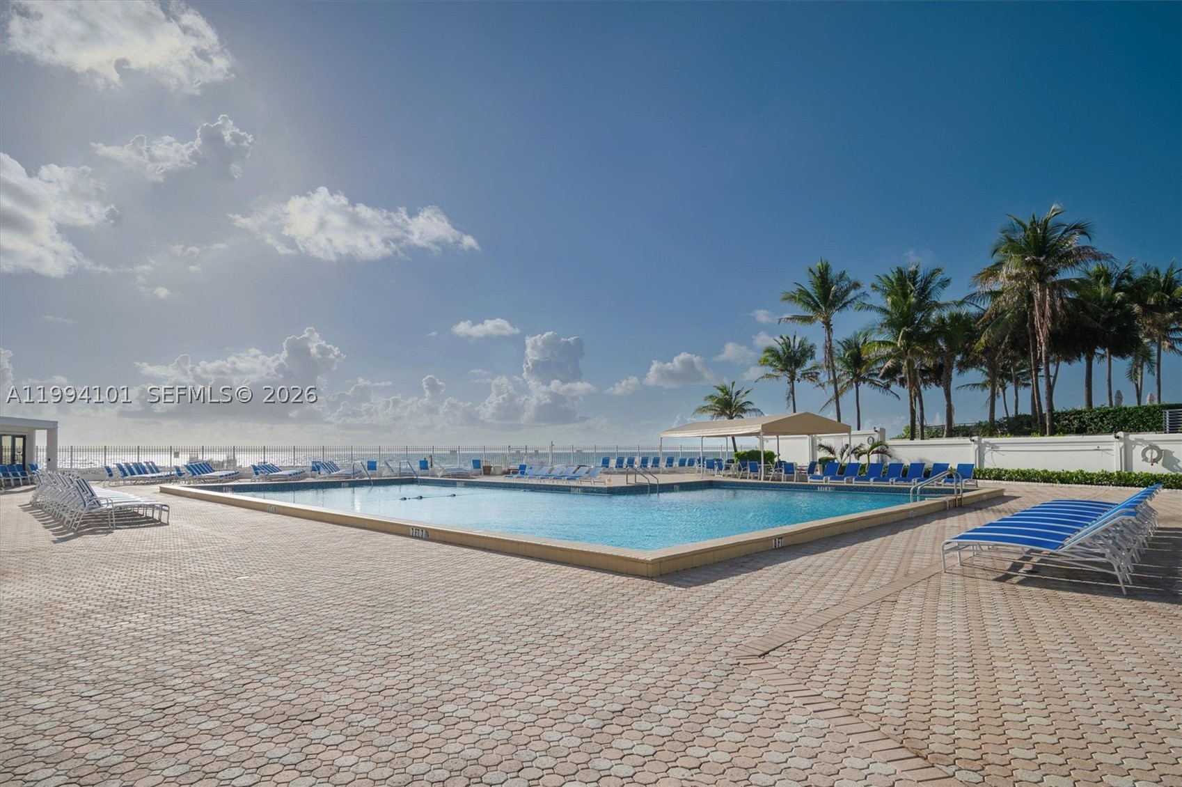 ALEXANDER TOWERS CONDO - Residential
