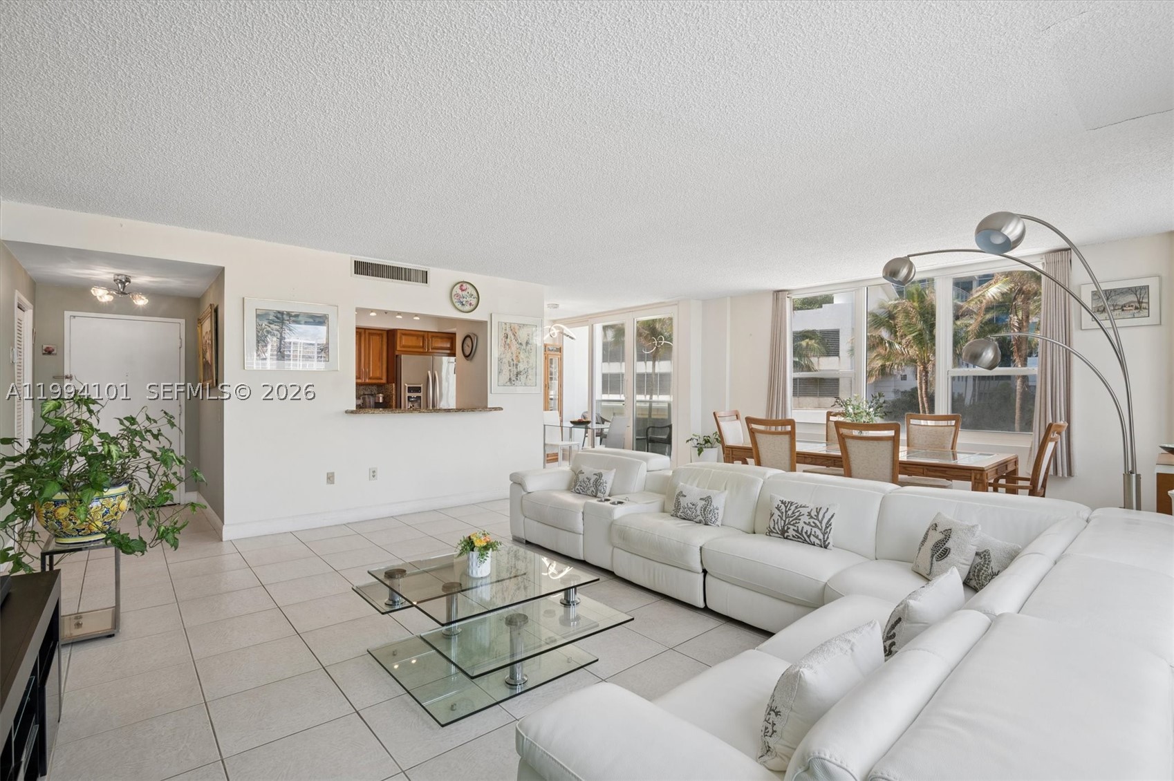 ALEXANDER TOWERS CONDO - Residential