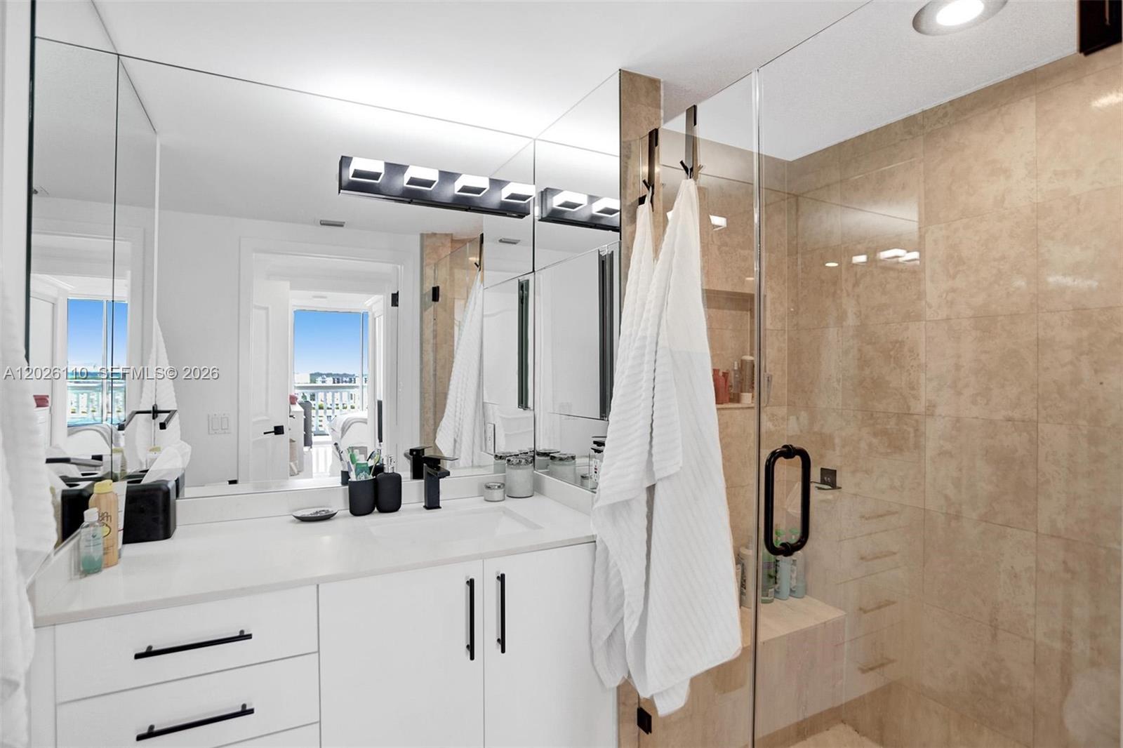 2000 ISL BLVD WILLIAMS IS - Residential Lease