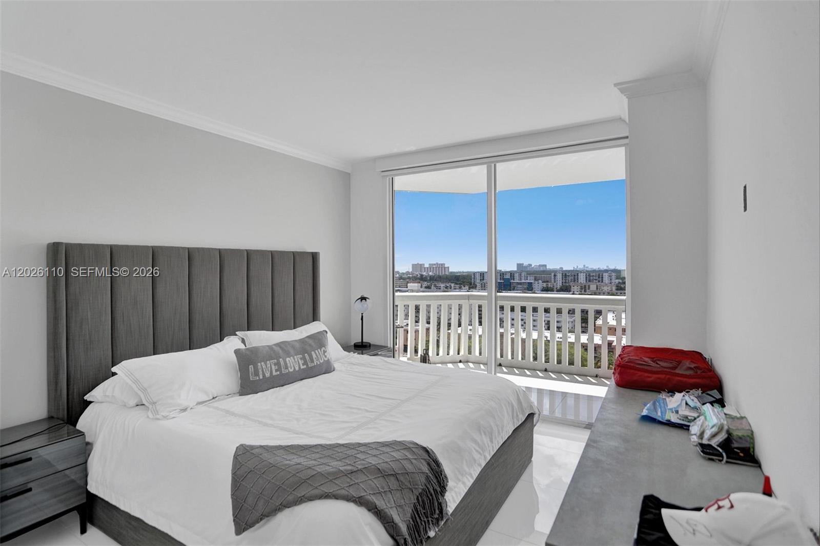 2000 ISL BLVD WILLIAMS IS - Residential Lease