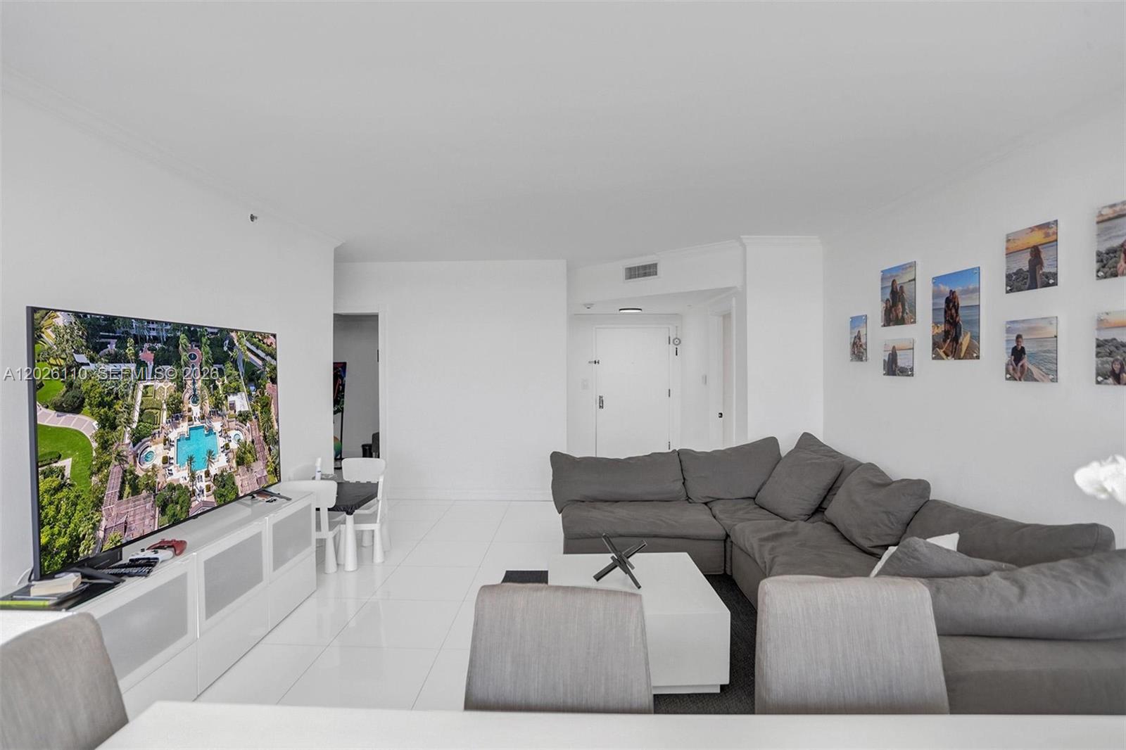 2000 ISL BLVD WILLIAMS IS - Residential Lease