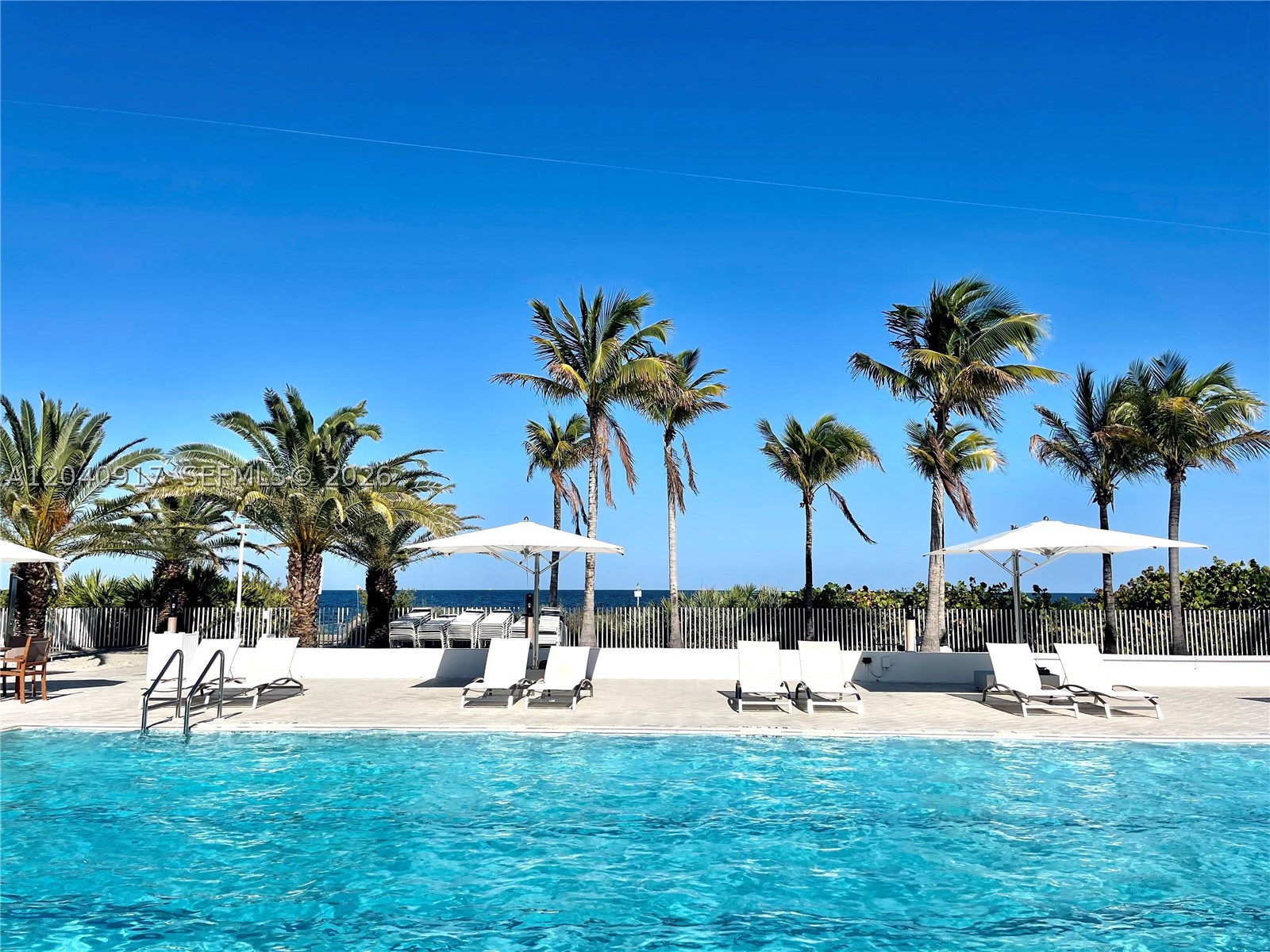 SANDS OF KEY BISCAYNE CON - Residential