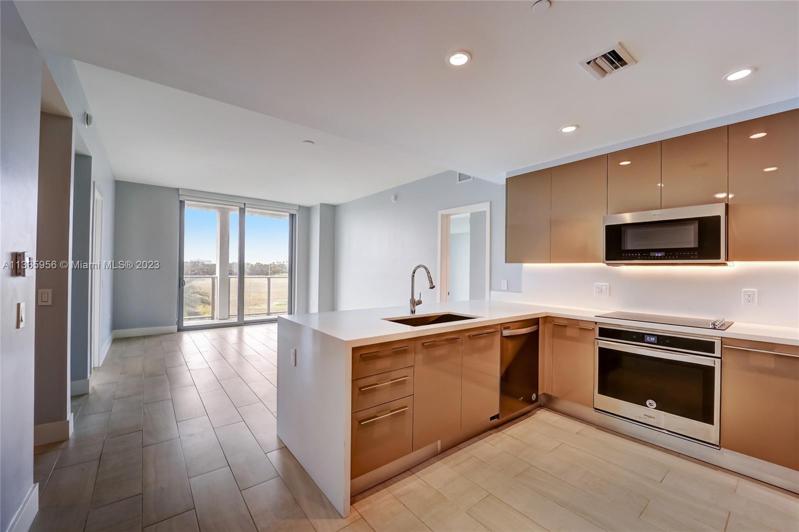 METROPICA NORTH TOWER ONE - Residential Lease