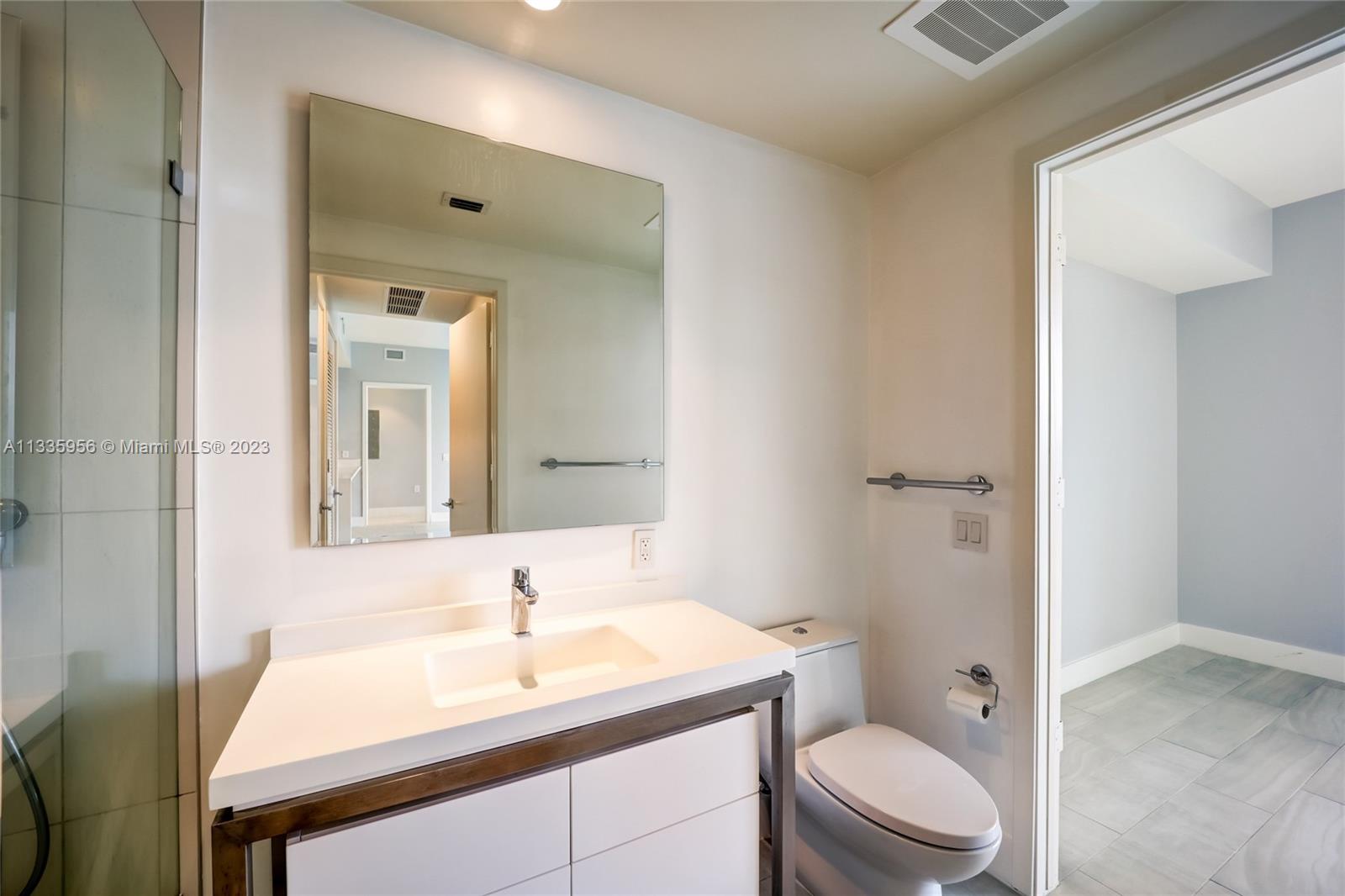 METROPICA NORTH TOWER ONE - Residential Lease