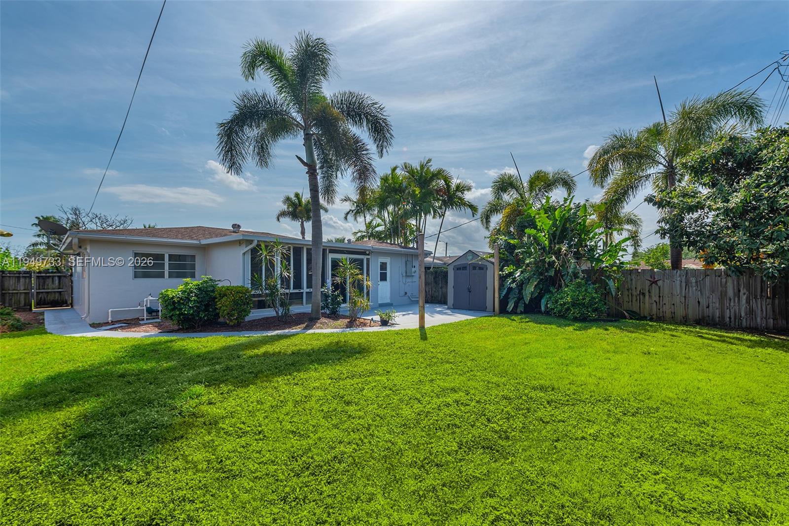NORTH ANDREWS GARDENS FIR - Residential