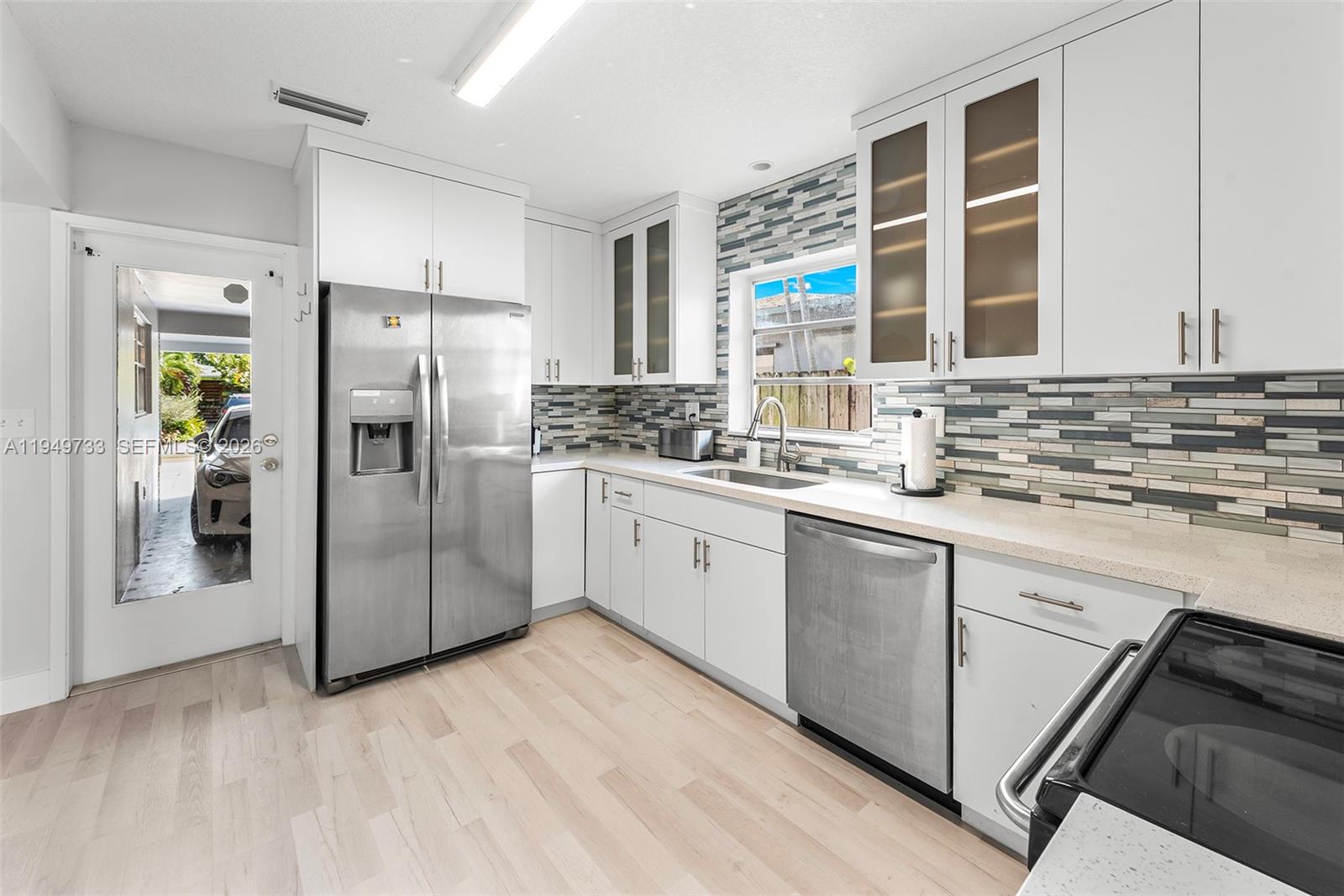 NORTH ANDREWS GARDENS FIR - Residential