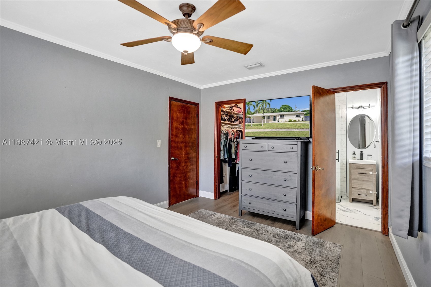 WHISPERING PINES EST SEC - Residential