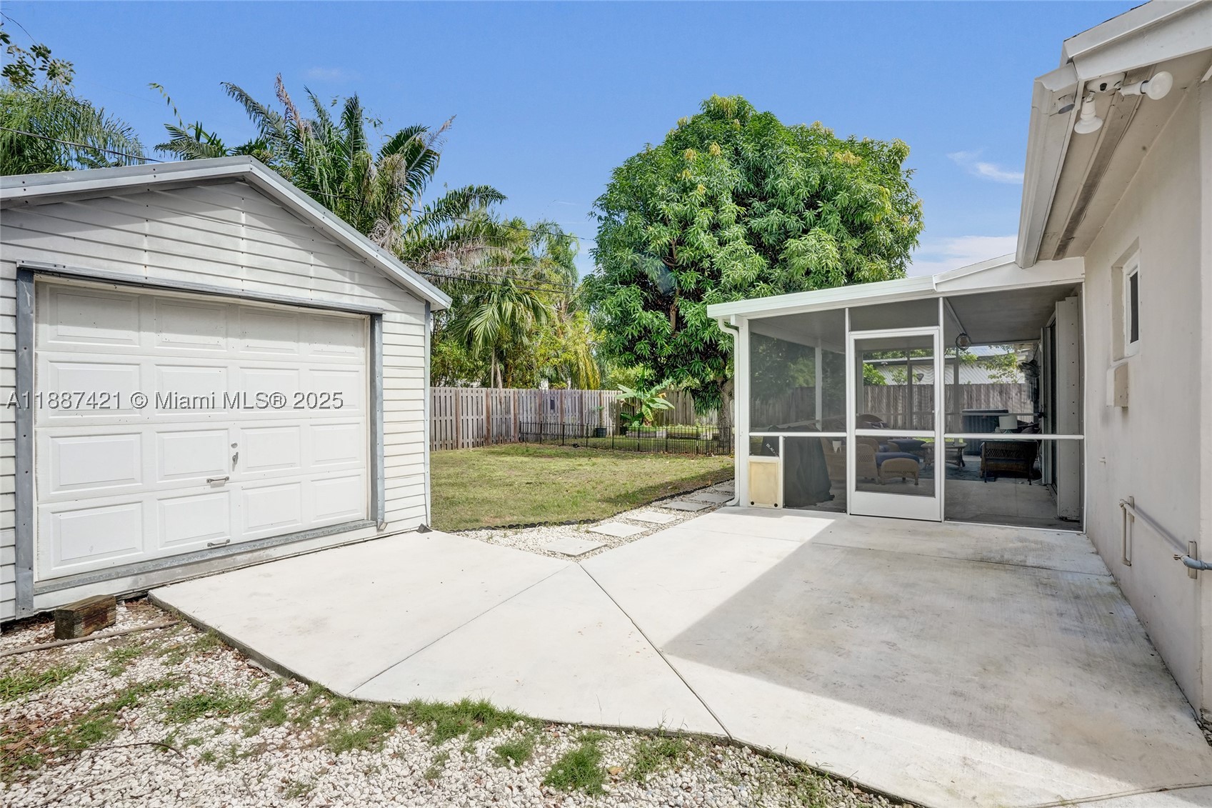 WHISPERING PINES EST SEC - Residential
