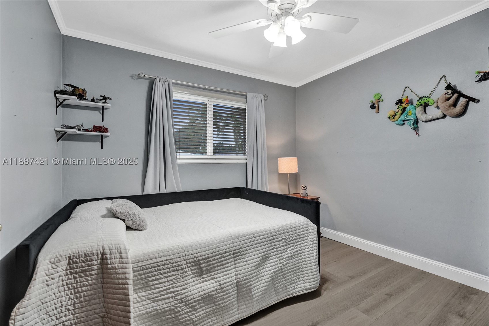 WHISPERING PINES EST SEC - Residential
