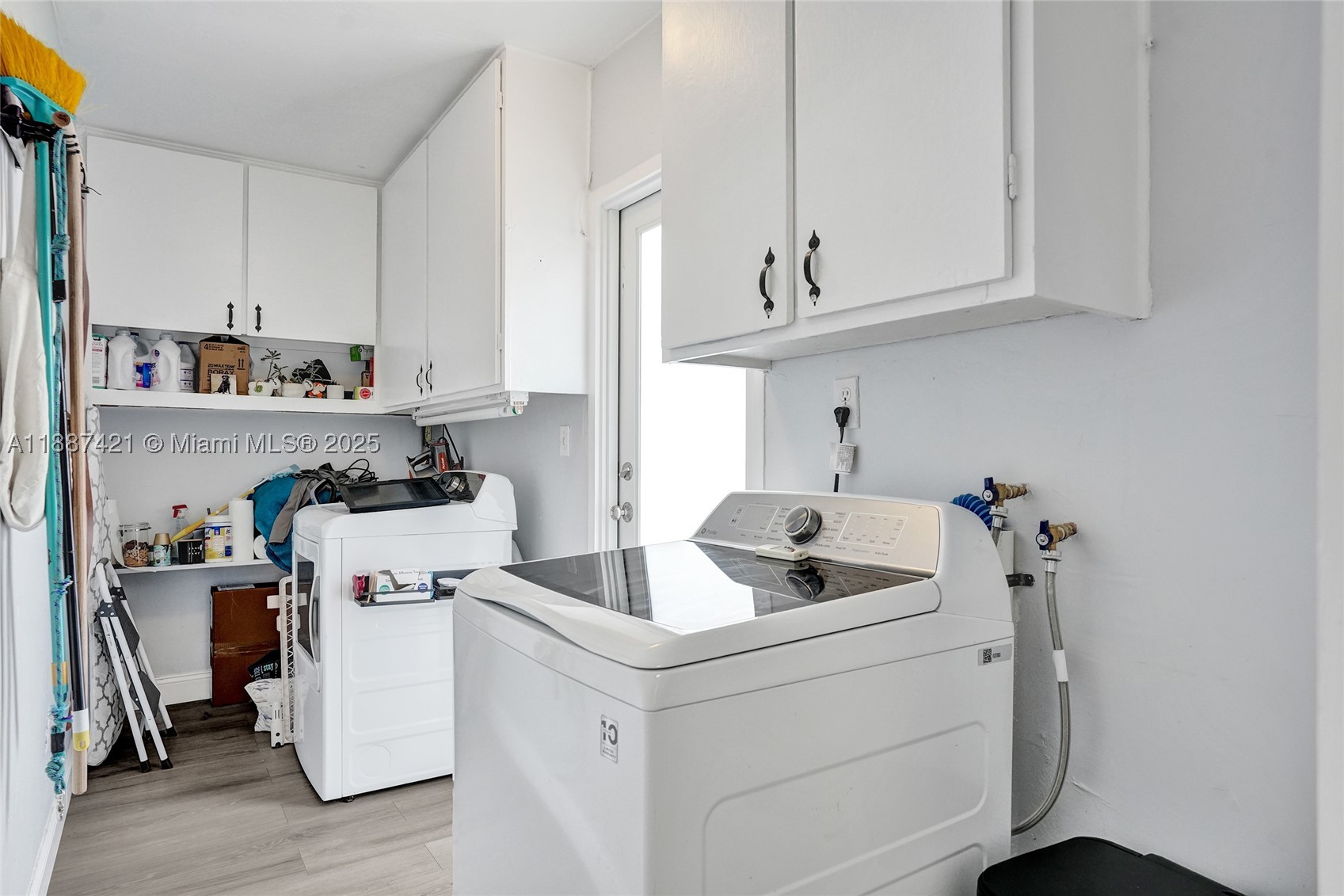 WHISPERING PINES EST SEC - Residential