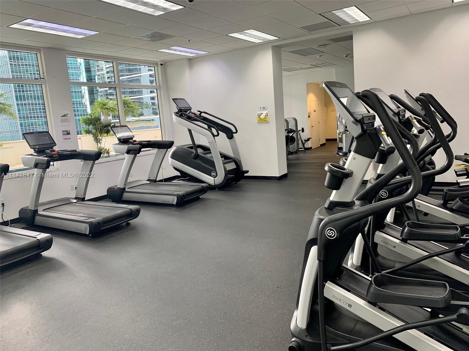 THE CLUB AT BRICKELL BAY - Residential