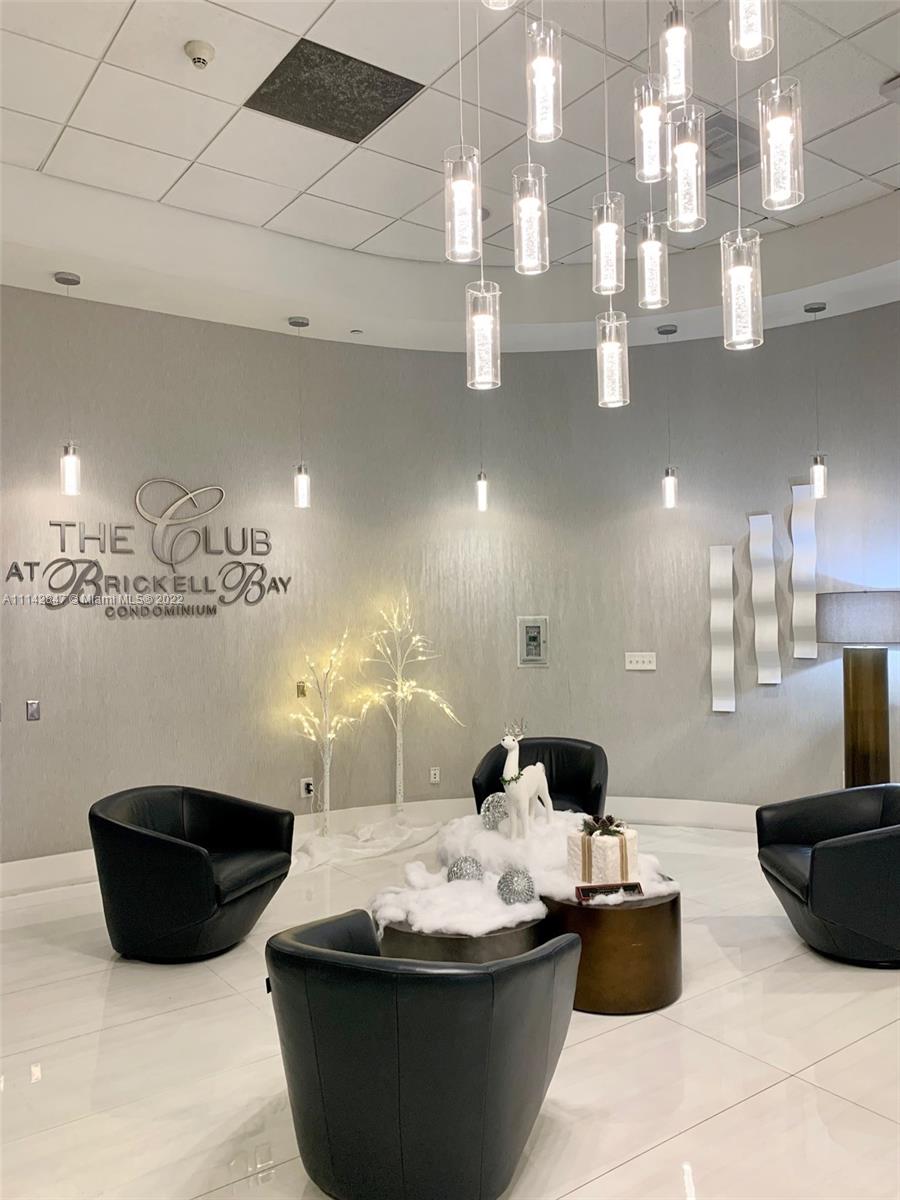 THE CLUB AT BRICKELL BAY - Residential