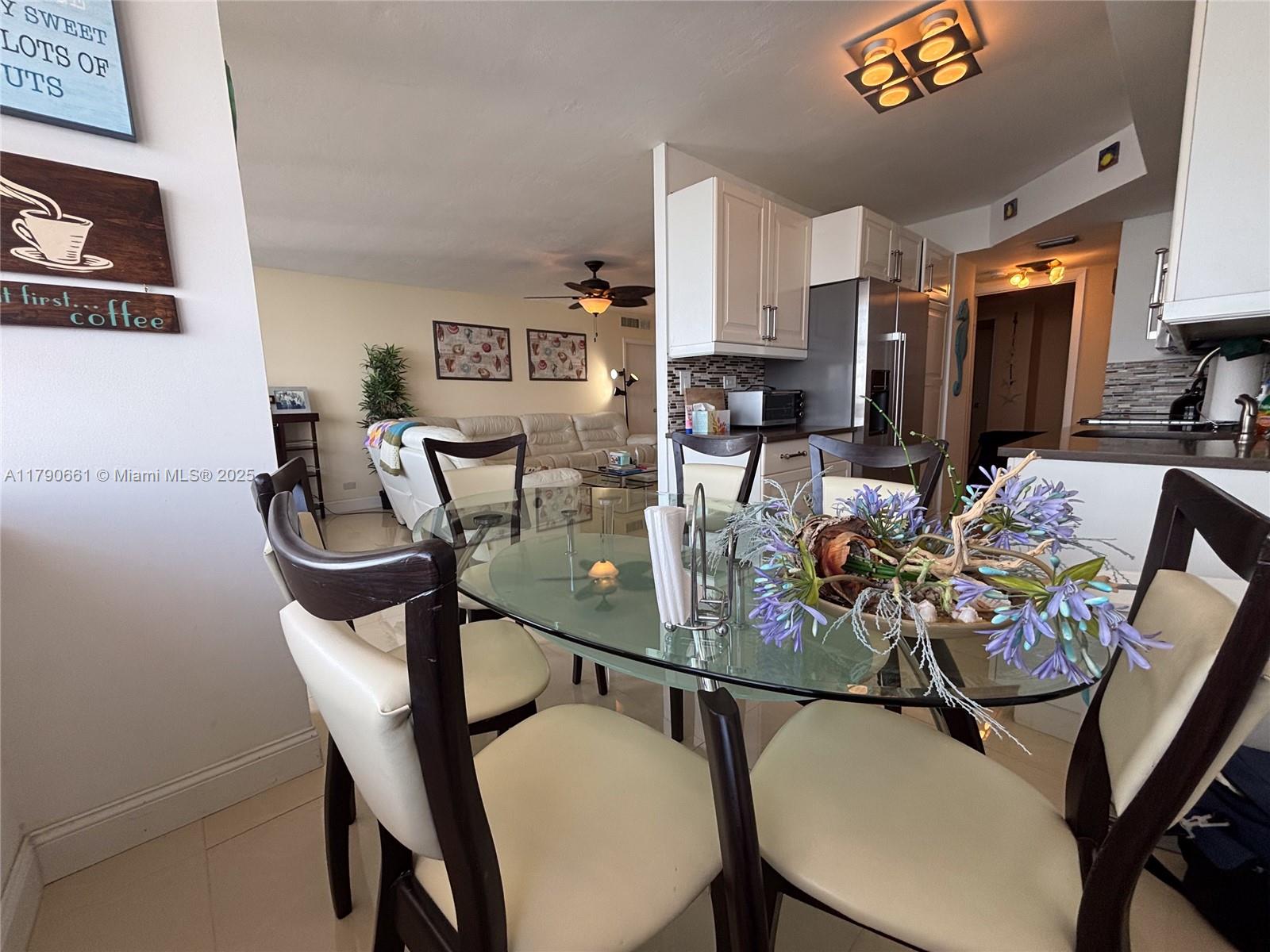 WINSTON TOWERS 200 - Residential
