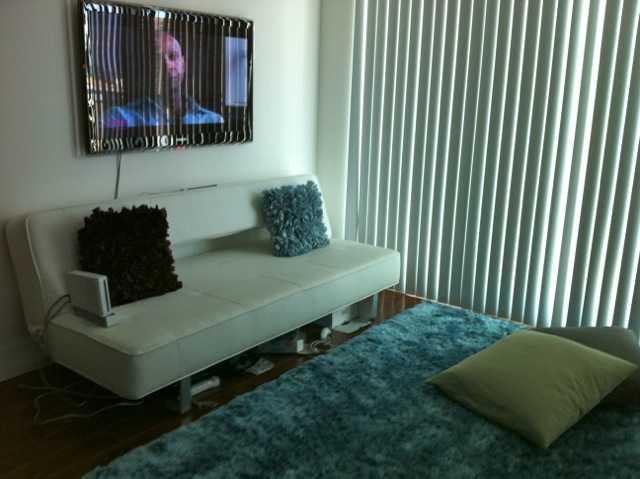 IVY CONDO - Residential Lease