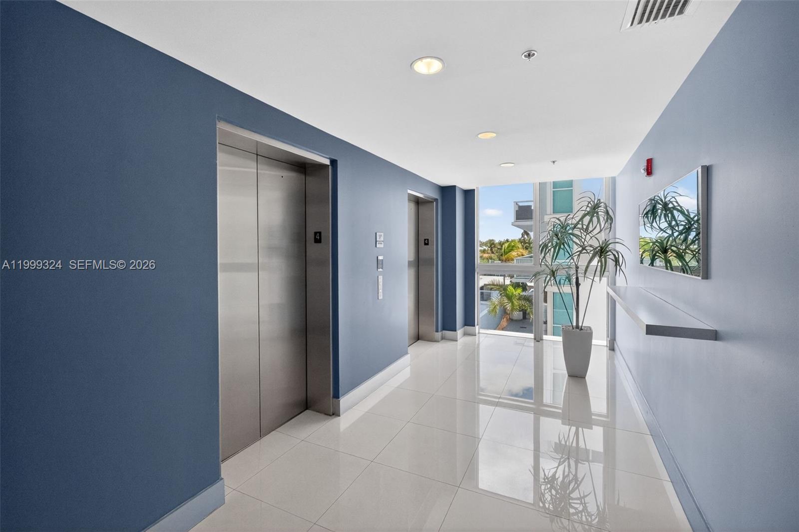 IOS ON THE BAY CONDO - Residential