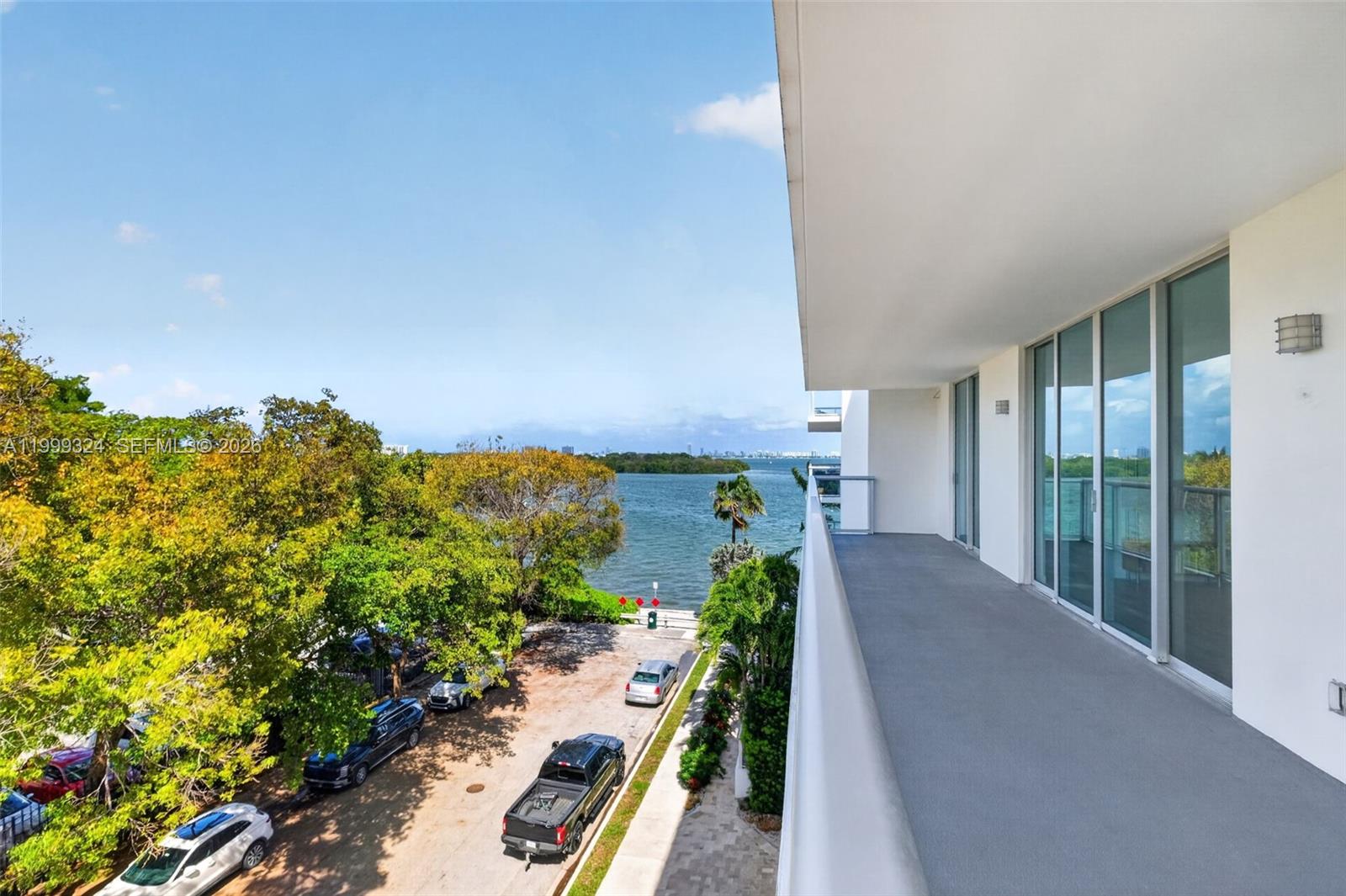 IOS ON THE BAY CONDO - Residential