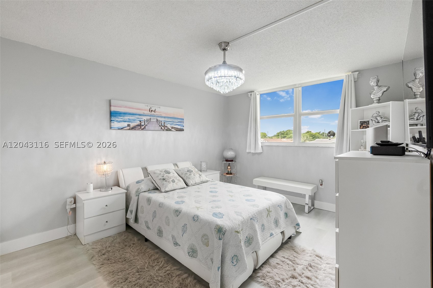 LIME BAY CONDOMINIUM 8 - Residential