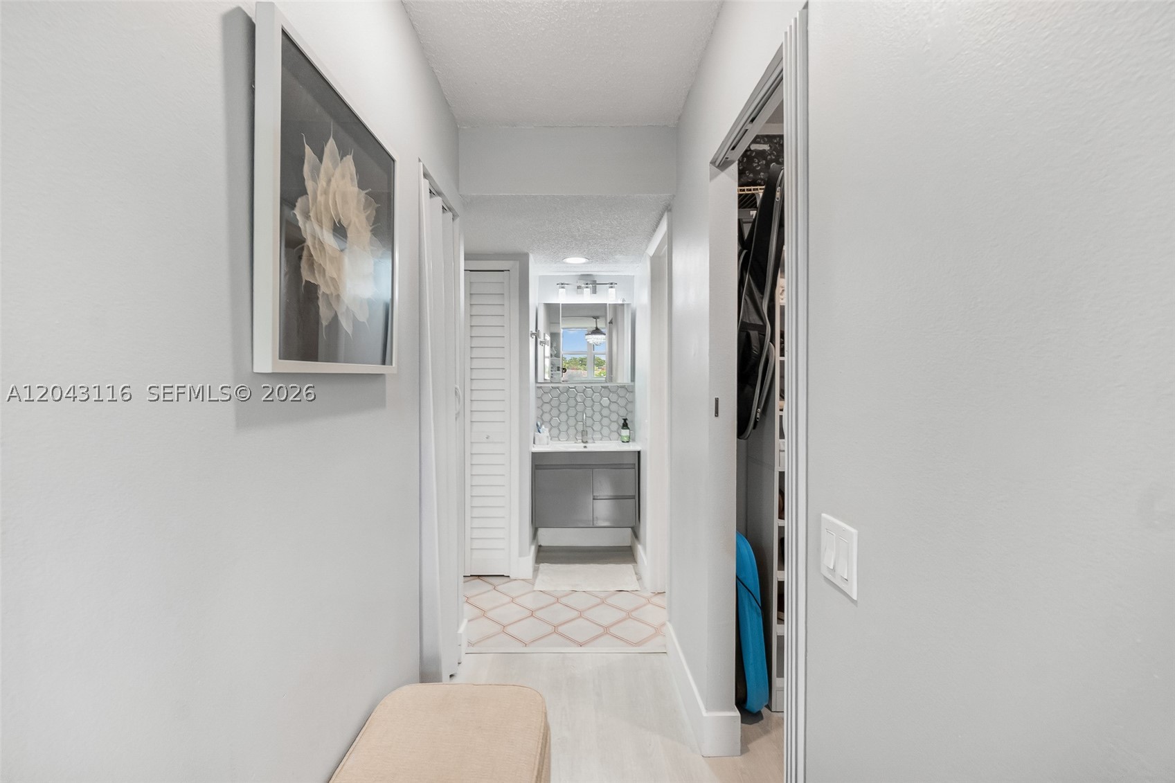 LIME BAY CONDOMINIUM 8 - Residential