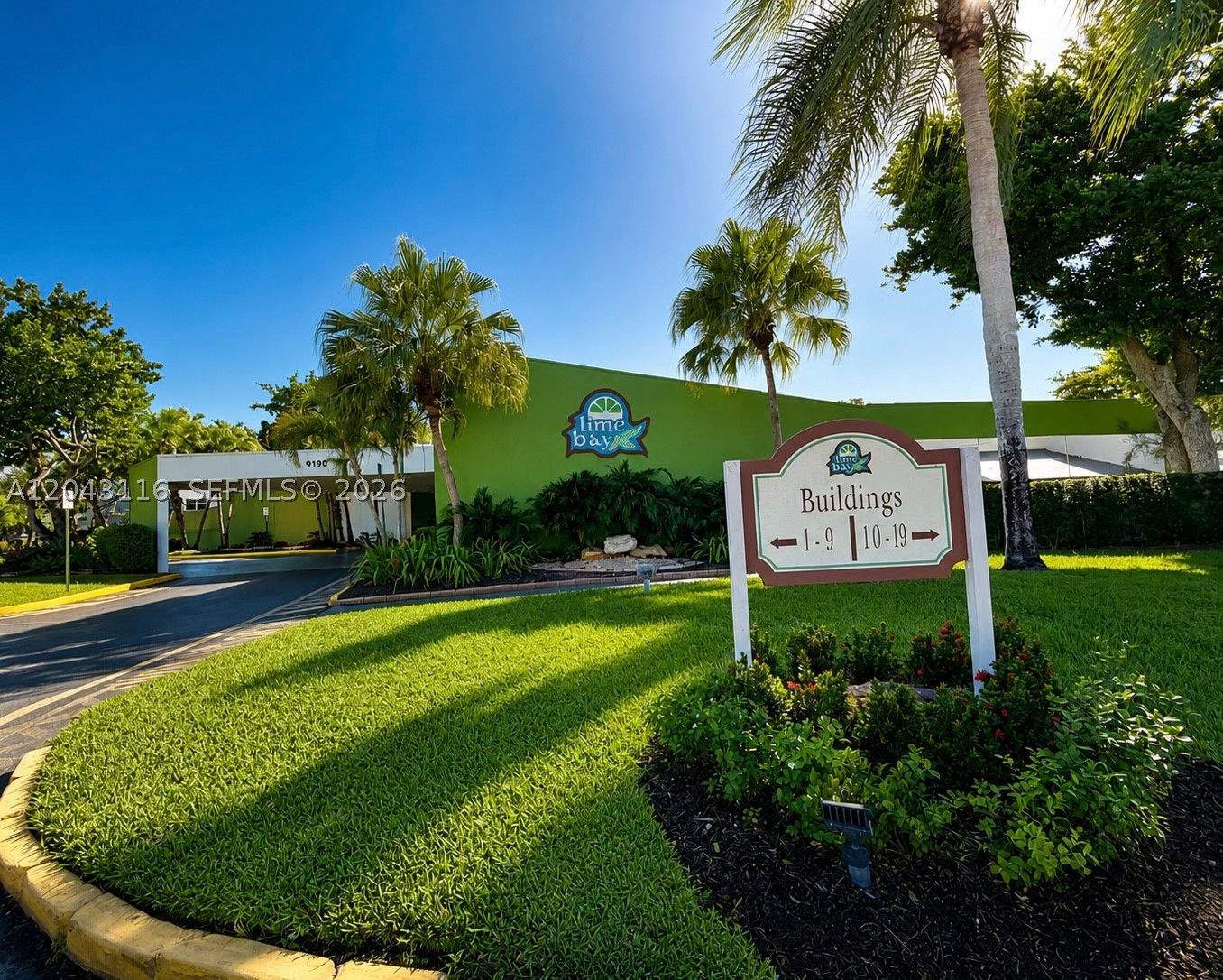 LIME BAY CONDOMINIUM 8 - Residential