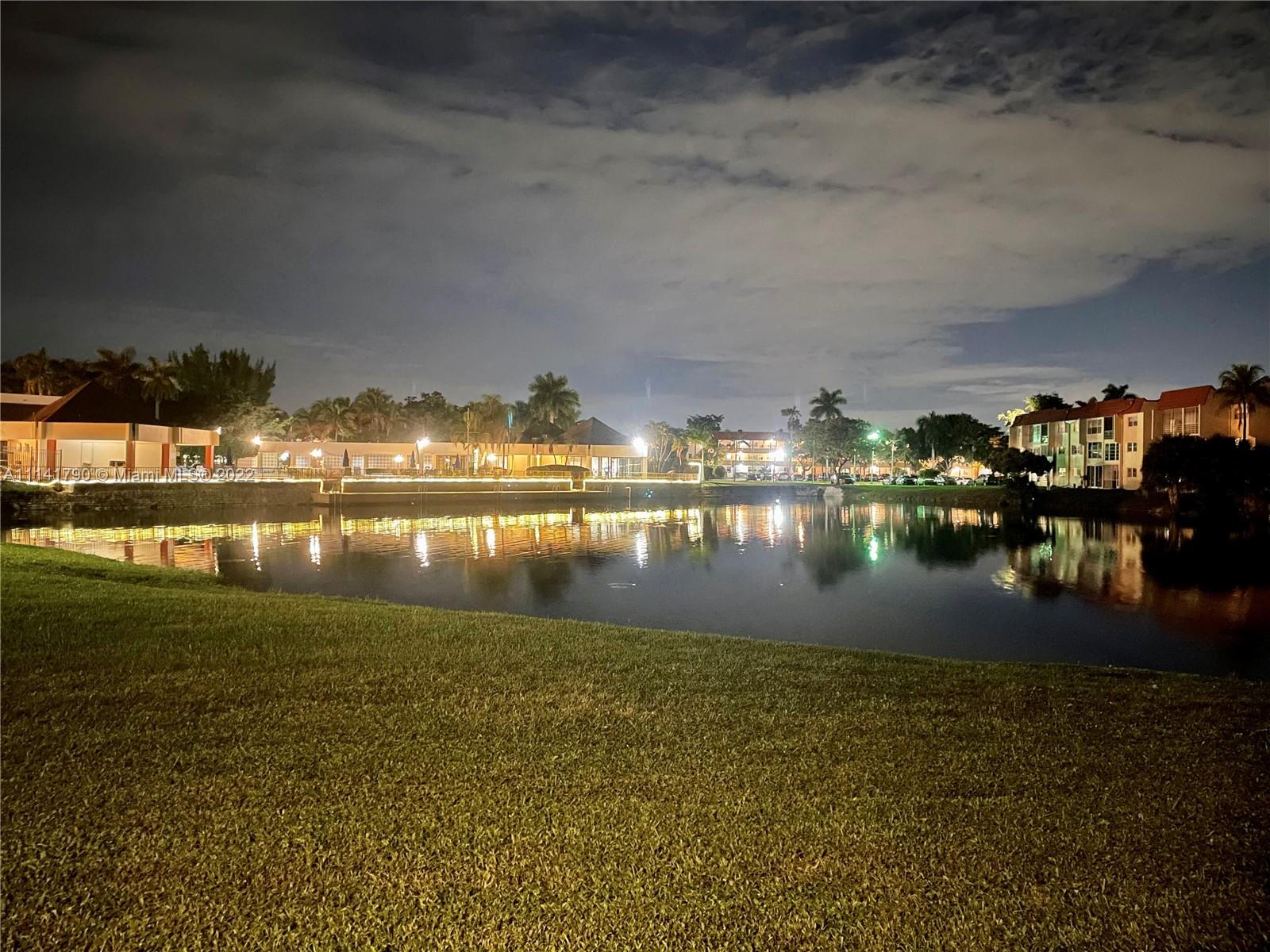 SUNRISE LAKES 2 CONDO - Residential